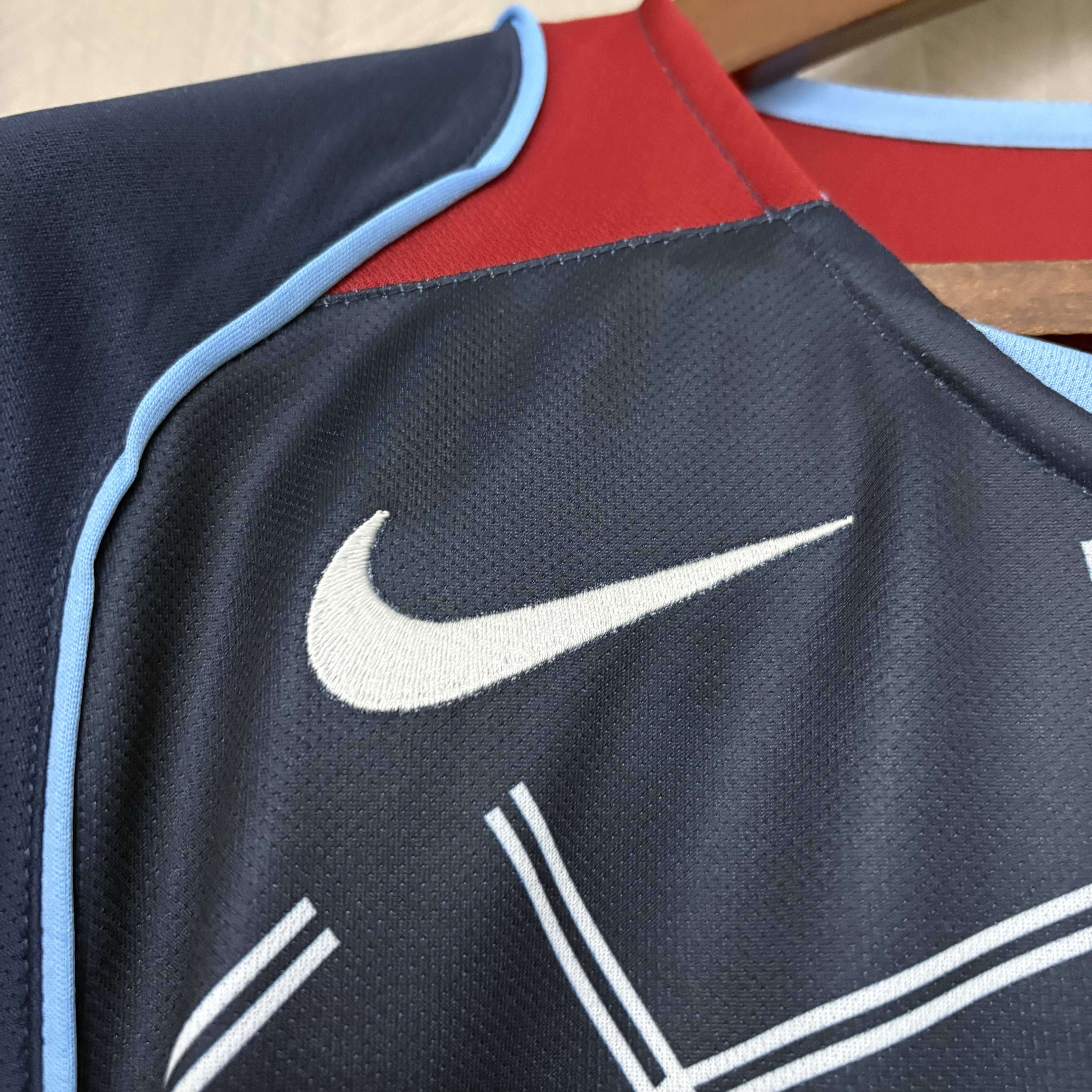 Atlético Madrid 2004 Mens Retro Away Jersey