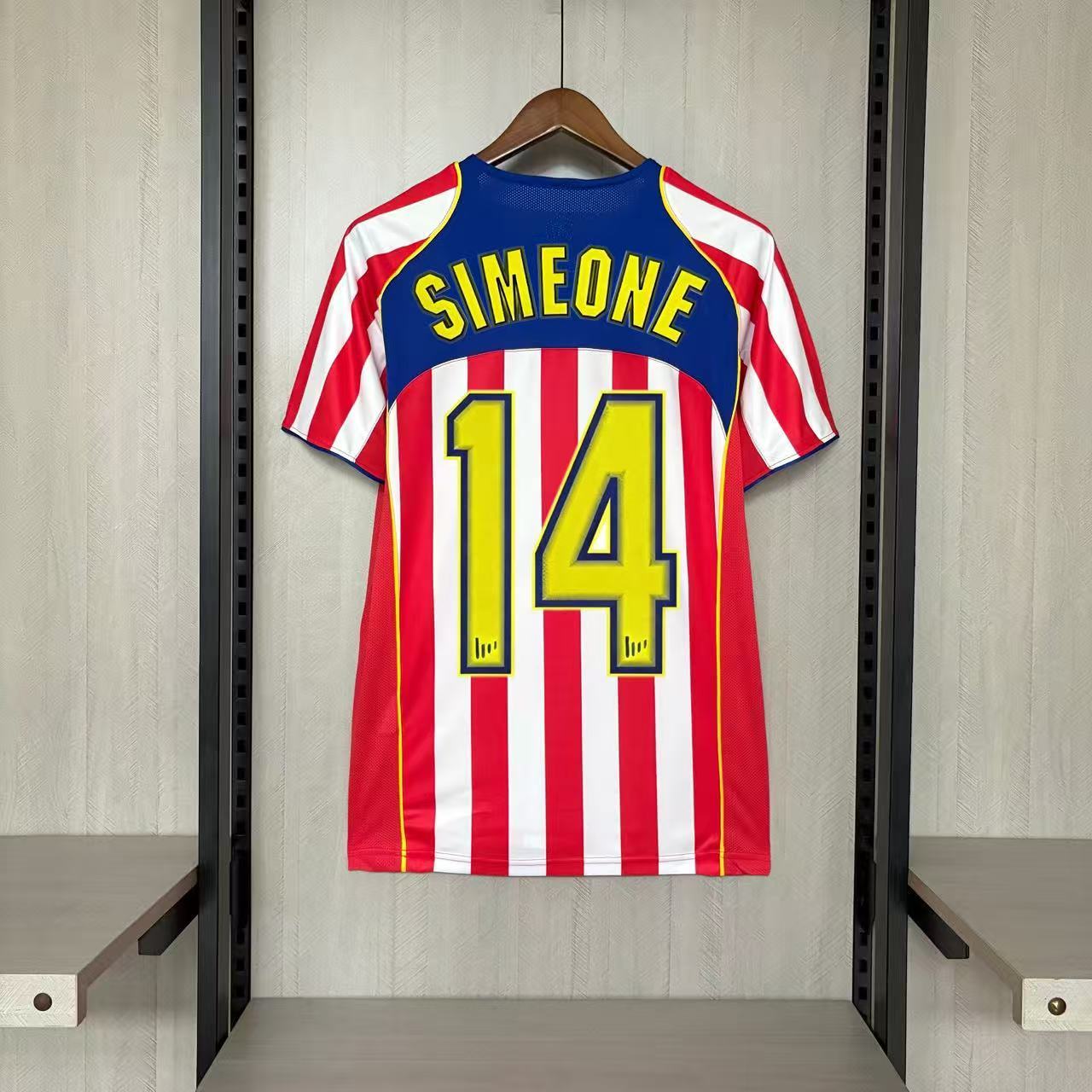 Atlético Madrid 2004 Mens Retro Home Jersey