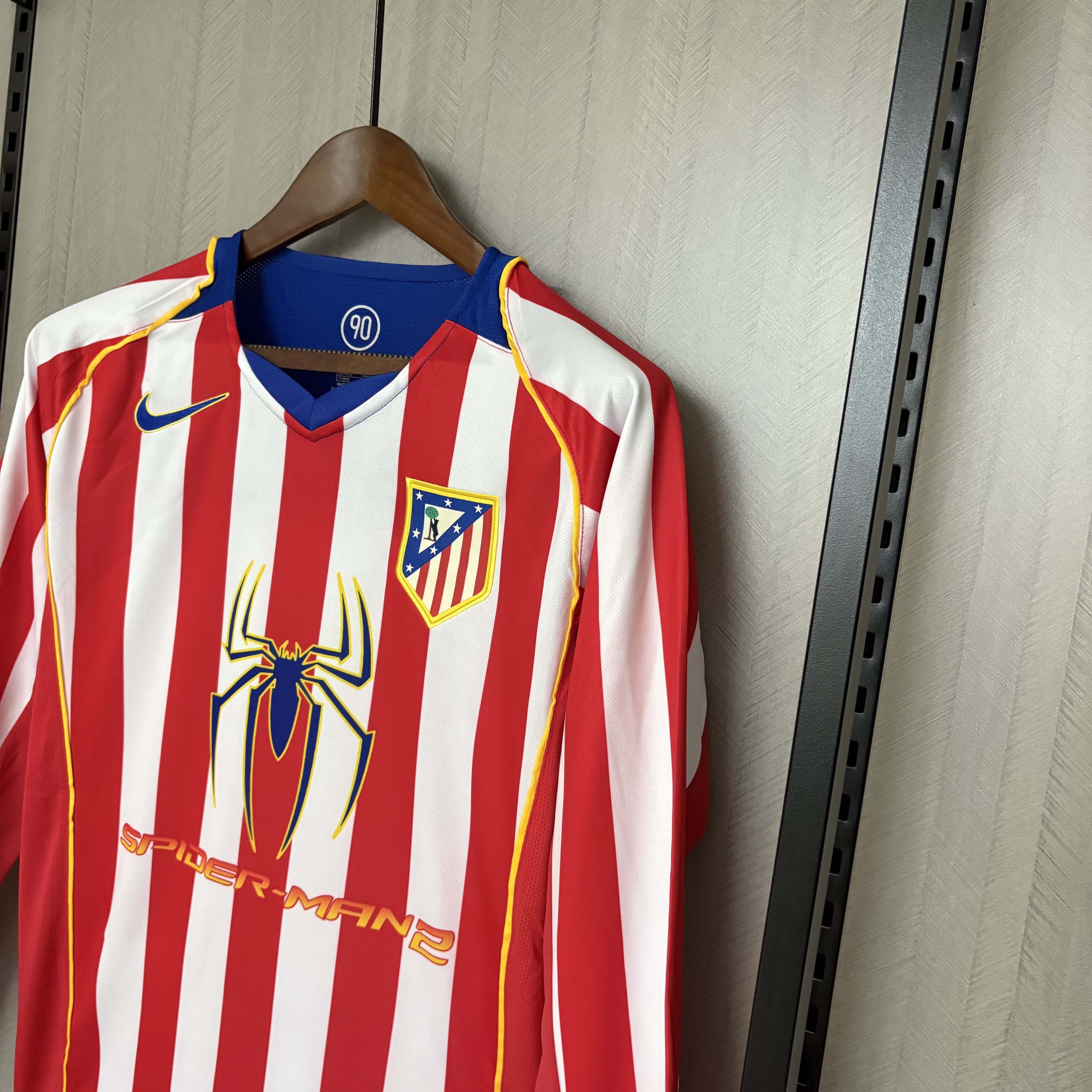 Atlético Madrid 2004 Mens Retro Long Sleeve Home Jersey