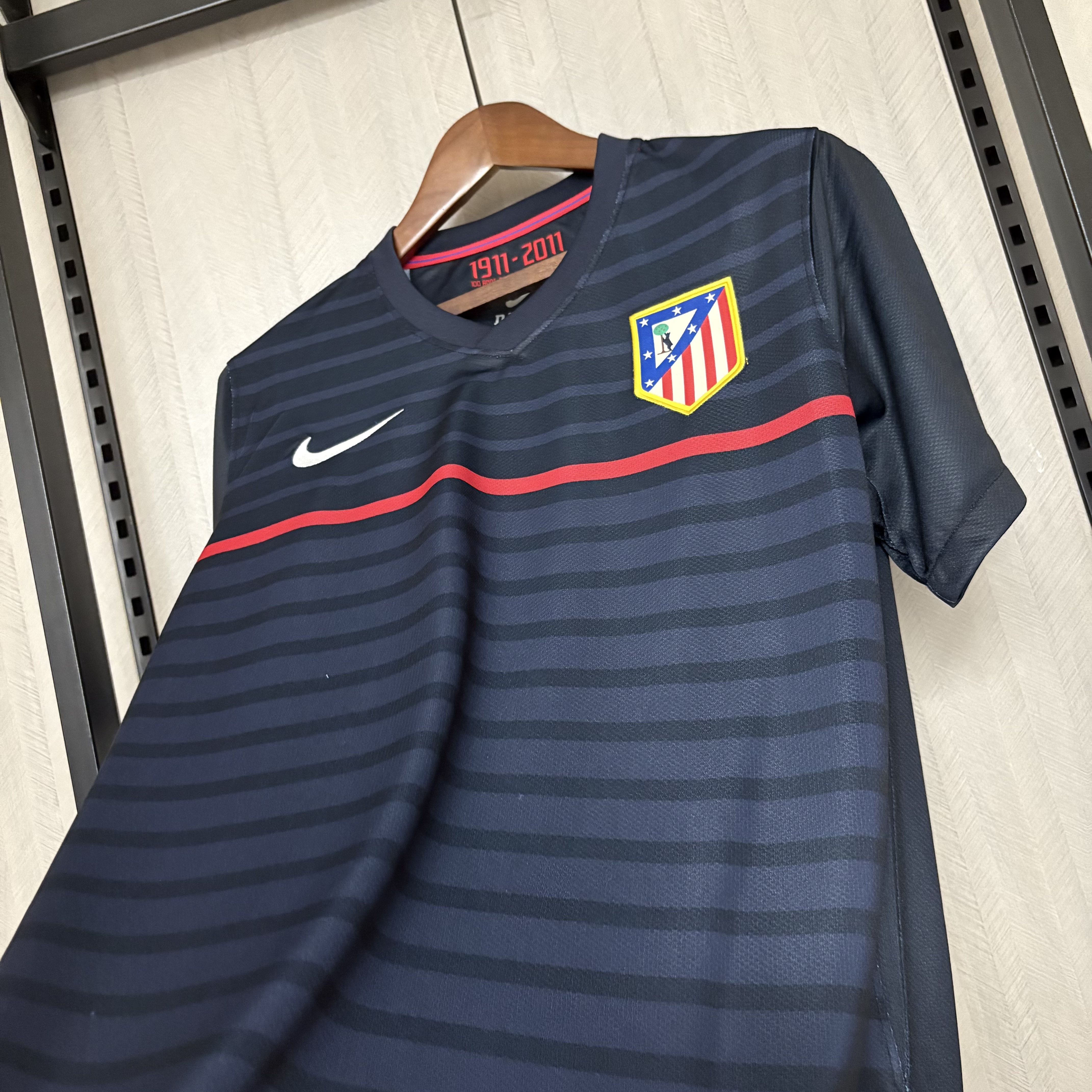 Atlético Madrid 2011/12 Mens Retro Away Jersey