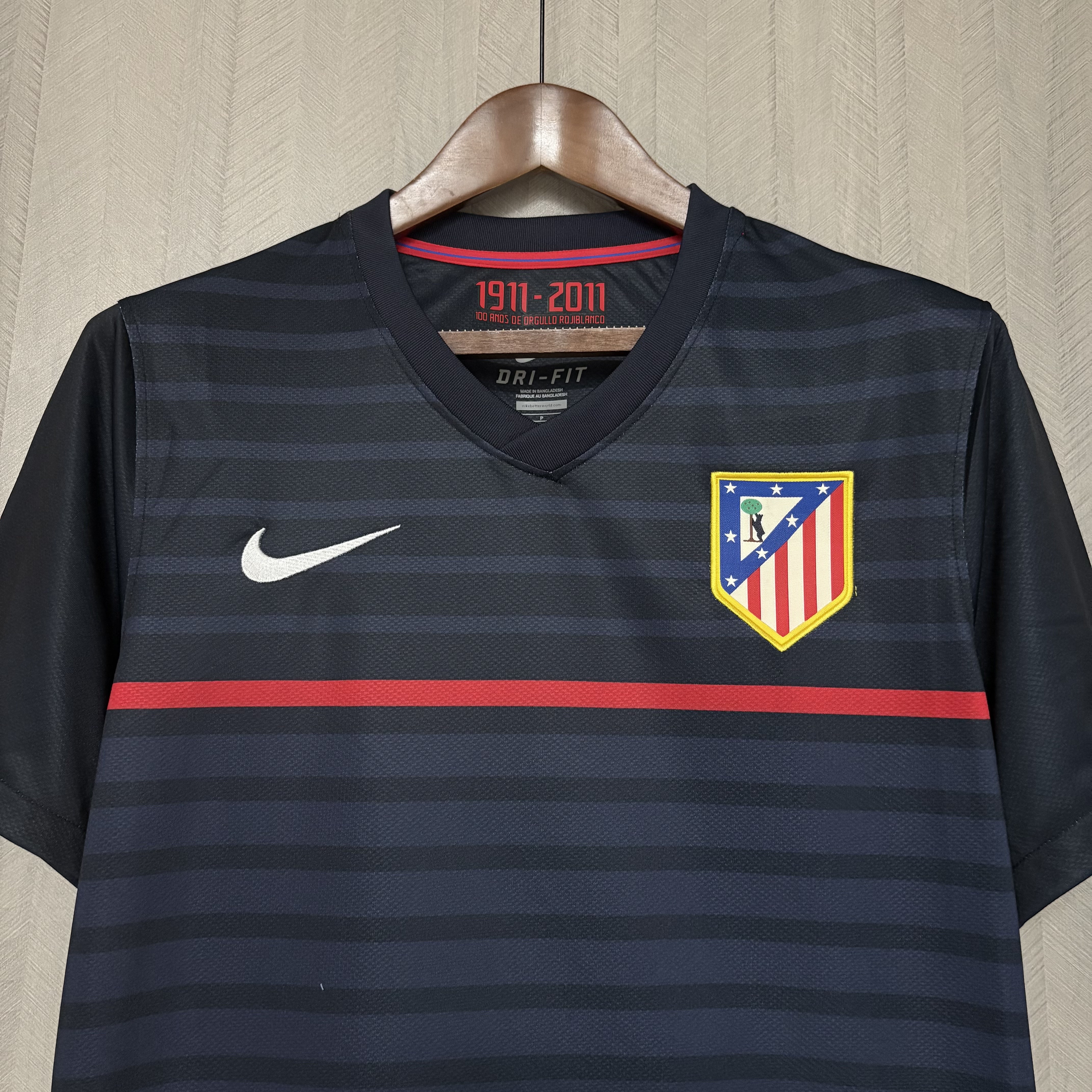 Atlético Madrid 2011/12 Mens Retro Away Jersey