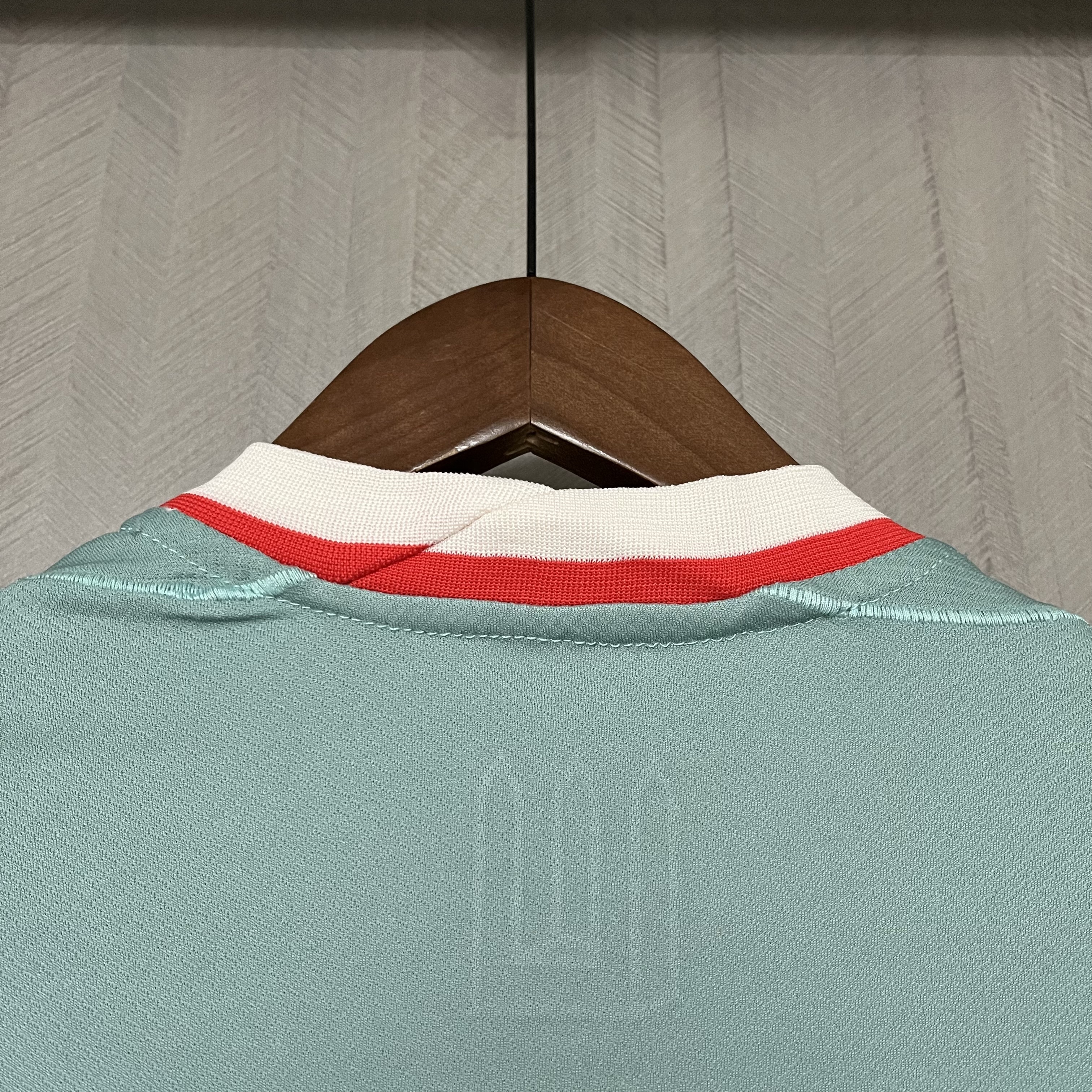 Atlético Madrid 2024/25 Mens Away Jersey