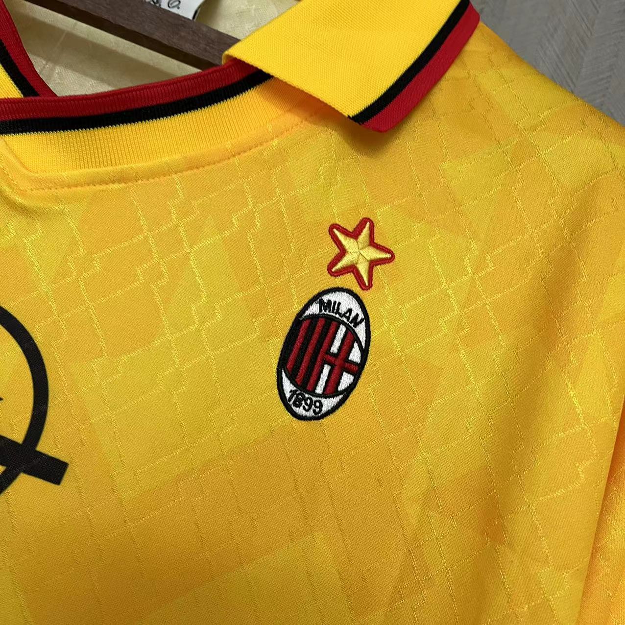 AC Milan Mens Retro Fourth Jersey