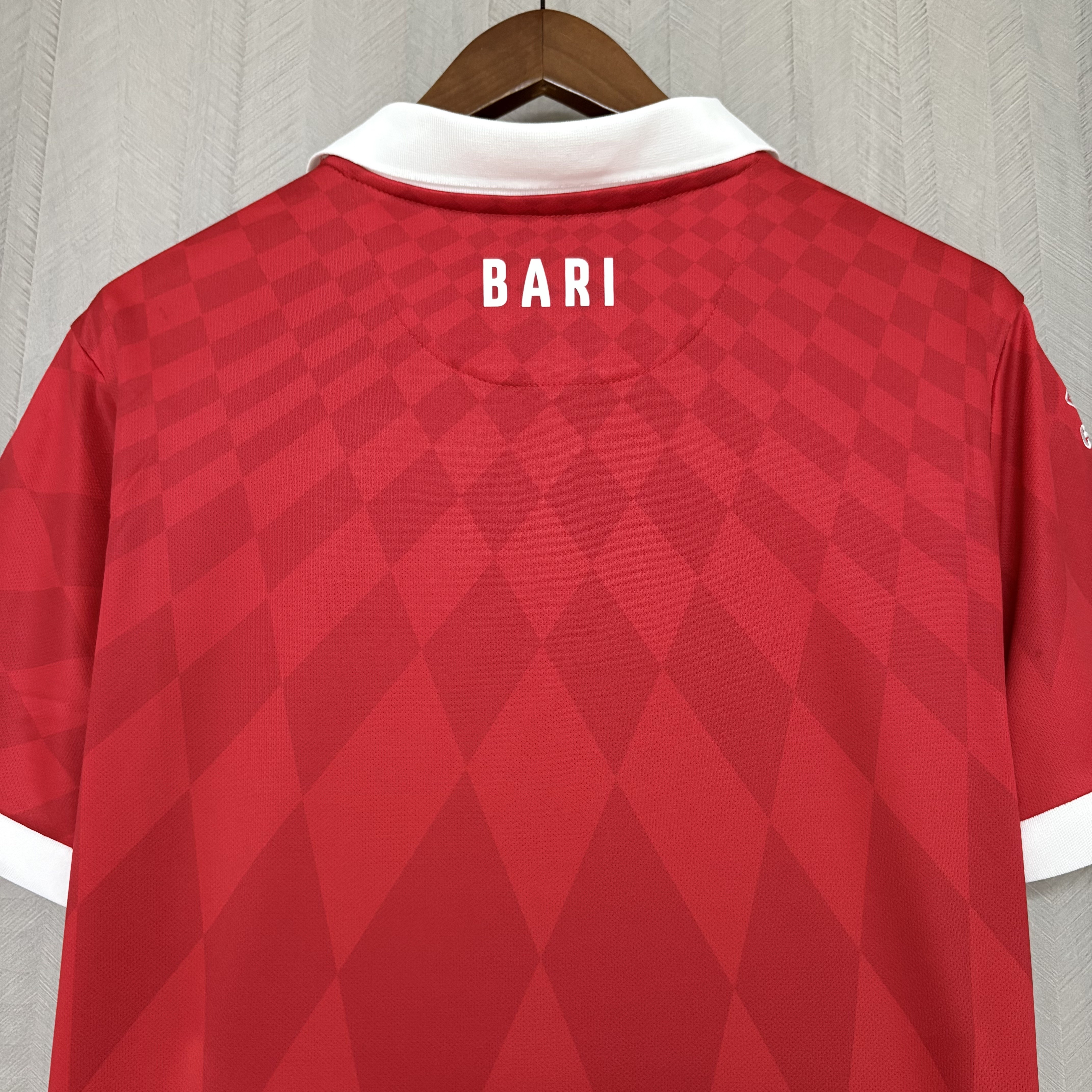 Bari Mens Red Jersey