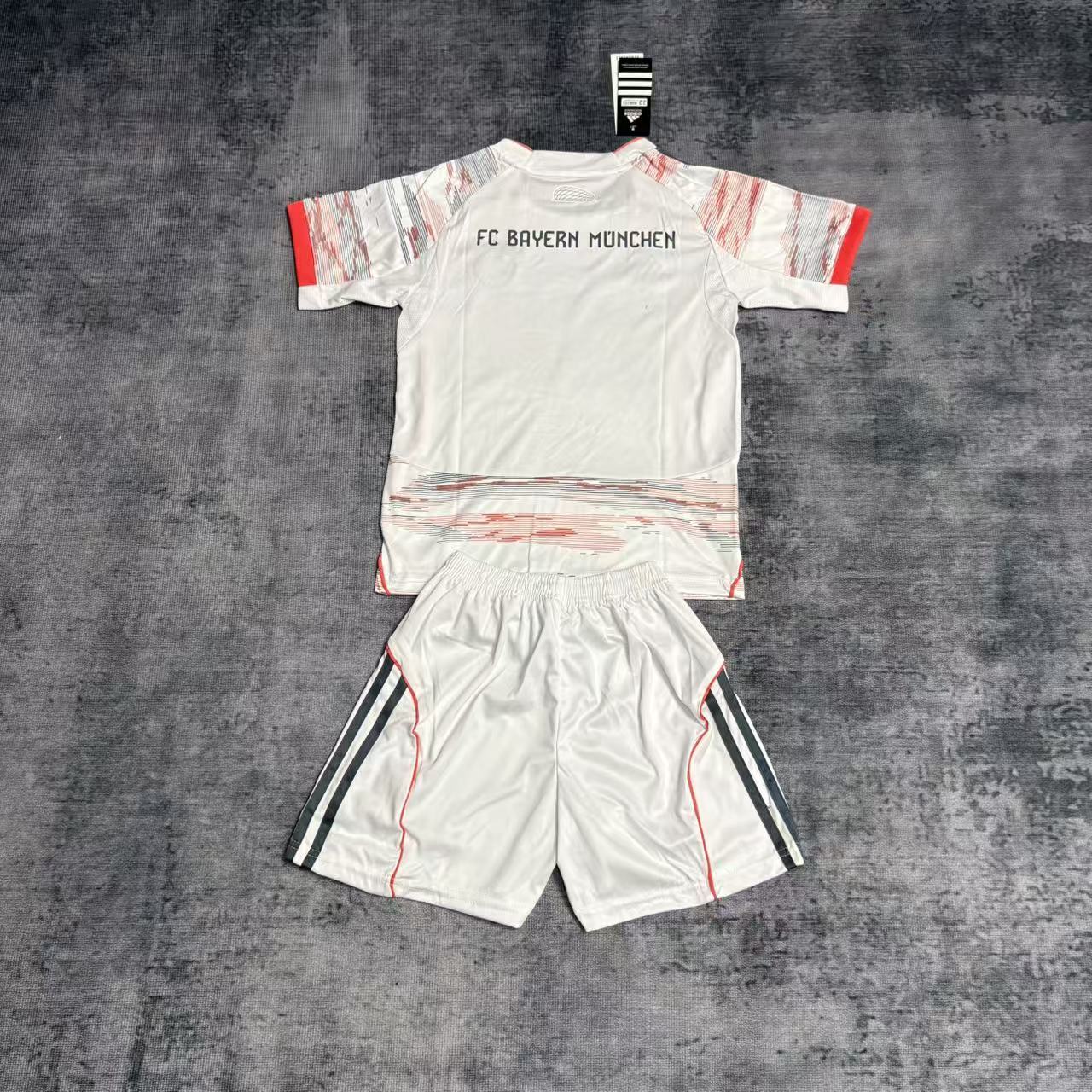 Bayern Munich 2025/26 Kids Away Jersey