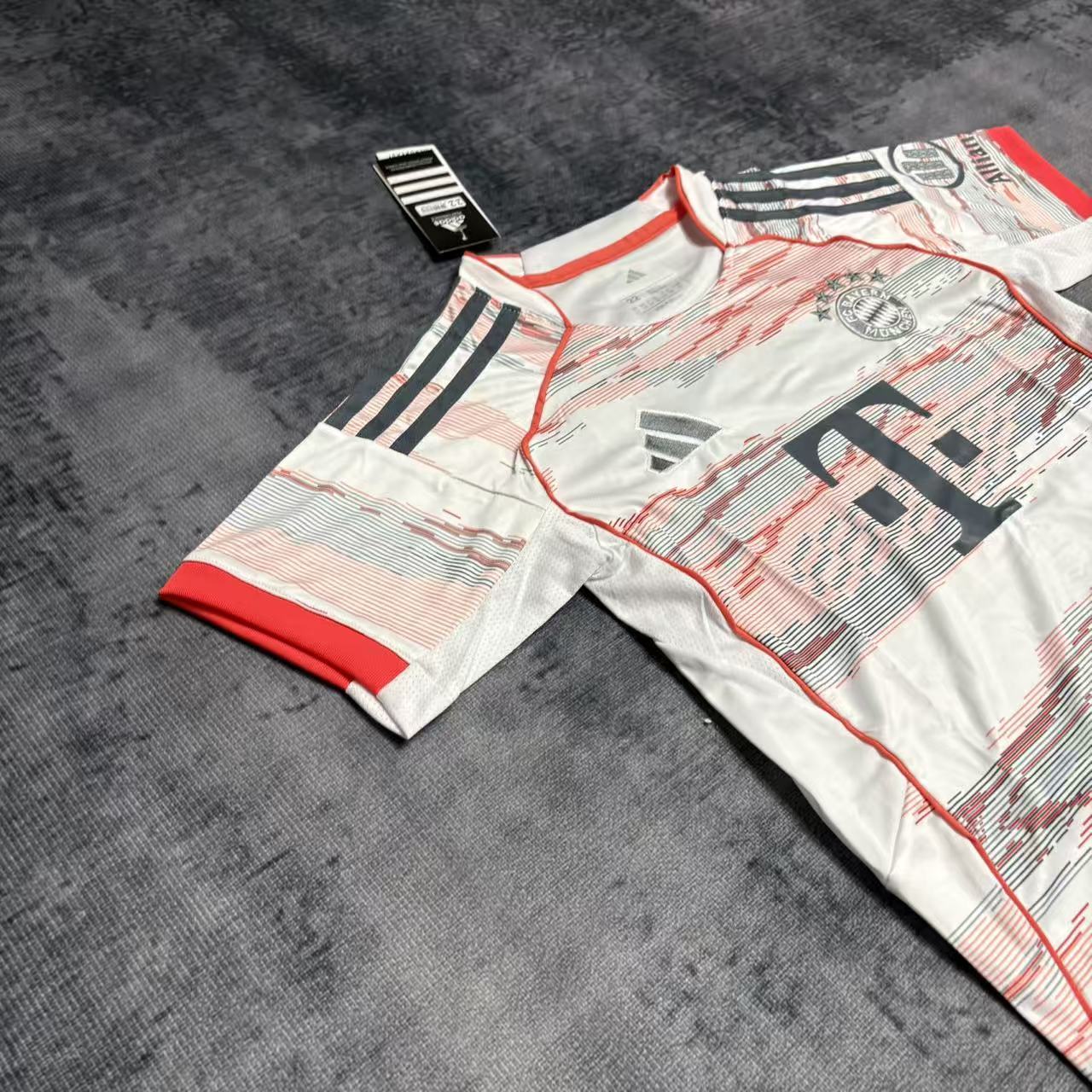 Bayern Munich 2025/26 Kids Away Jersey