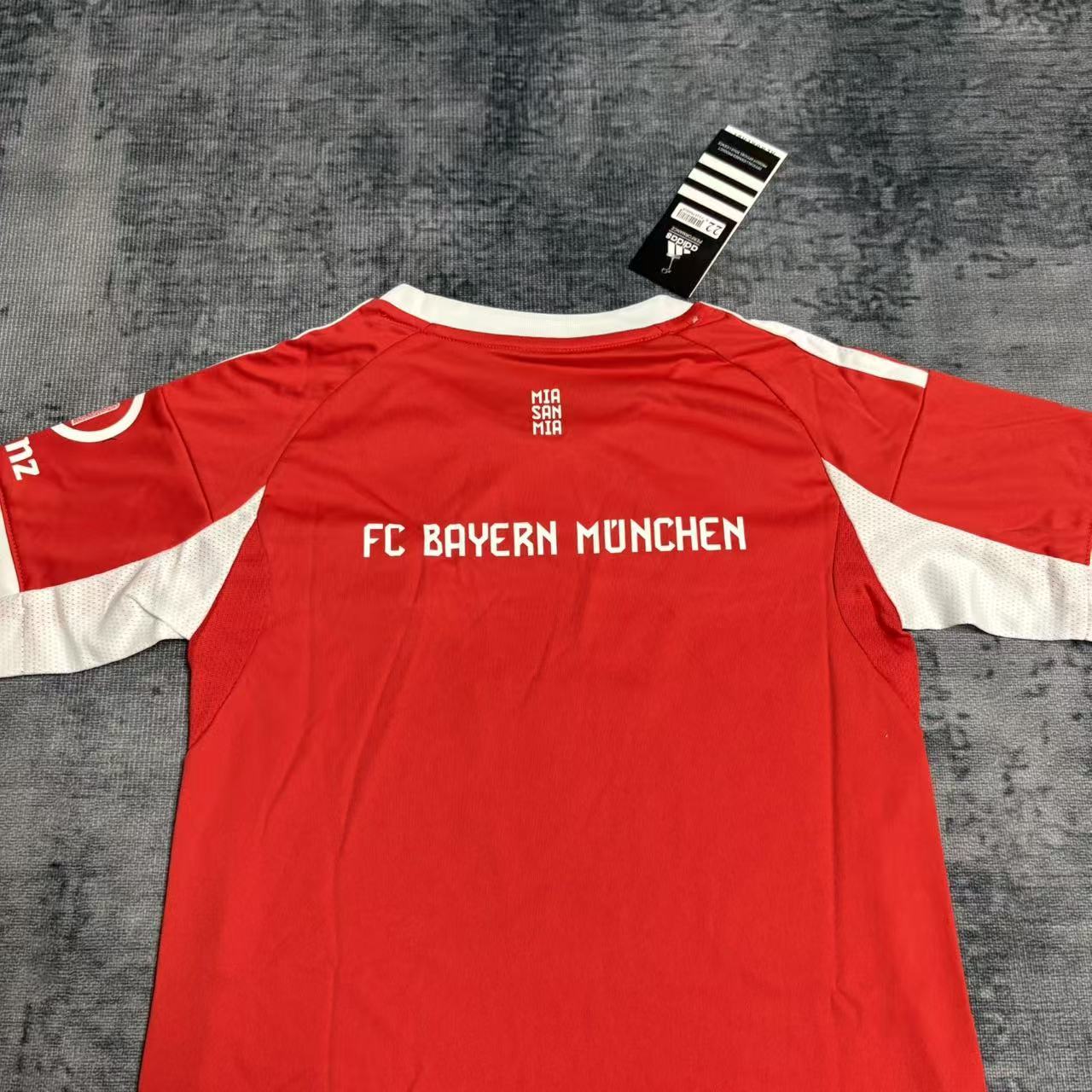 Bayern Munich 2025/26 Kids Home Jersey