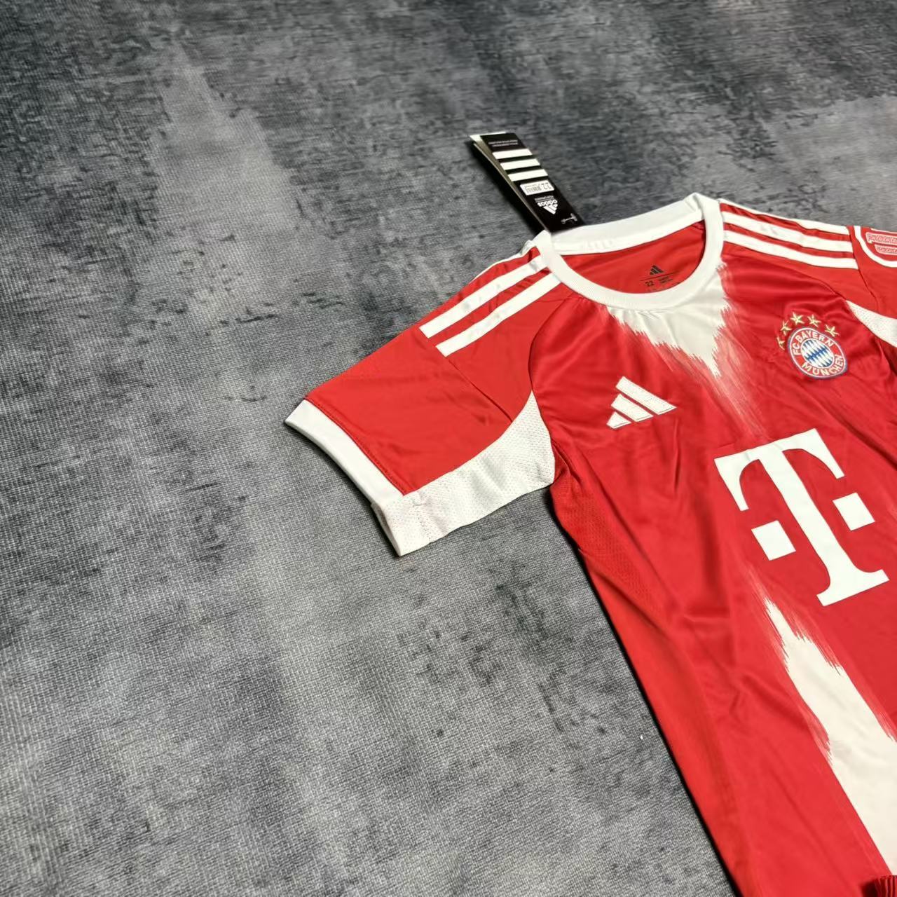 Bayern Munich 2025/26 Kids Home Jersey