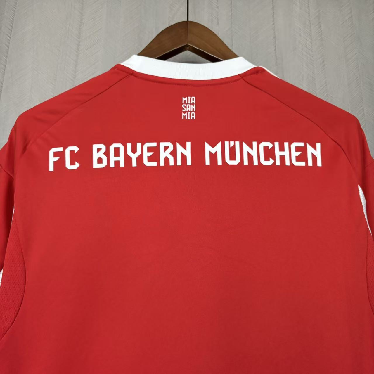 Bayern Munich 2025/26 Mens Home Jersey