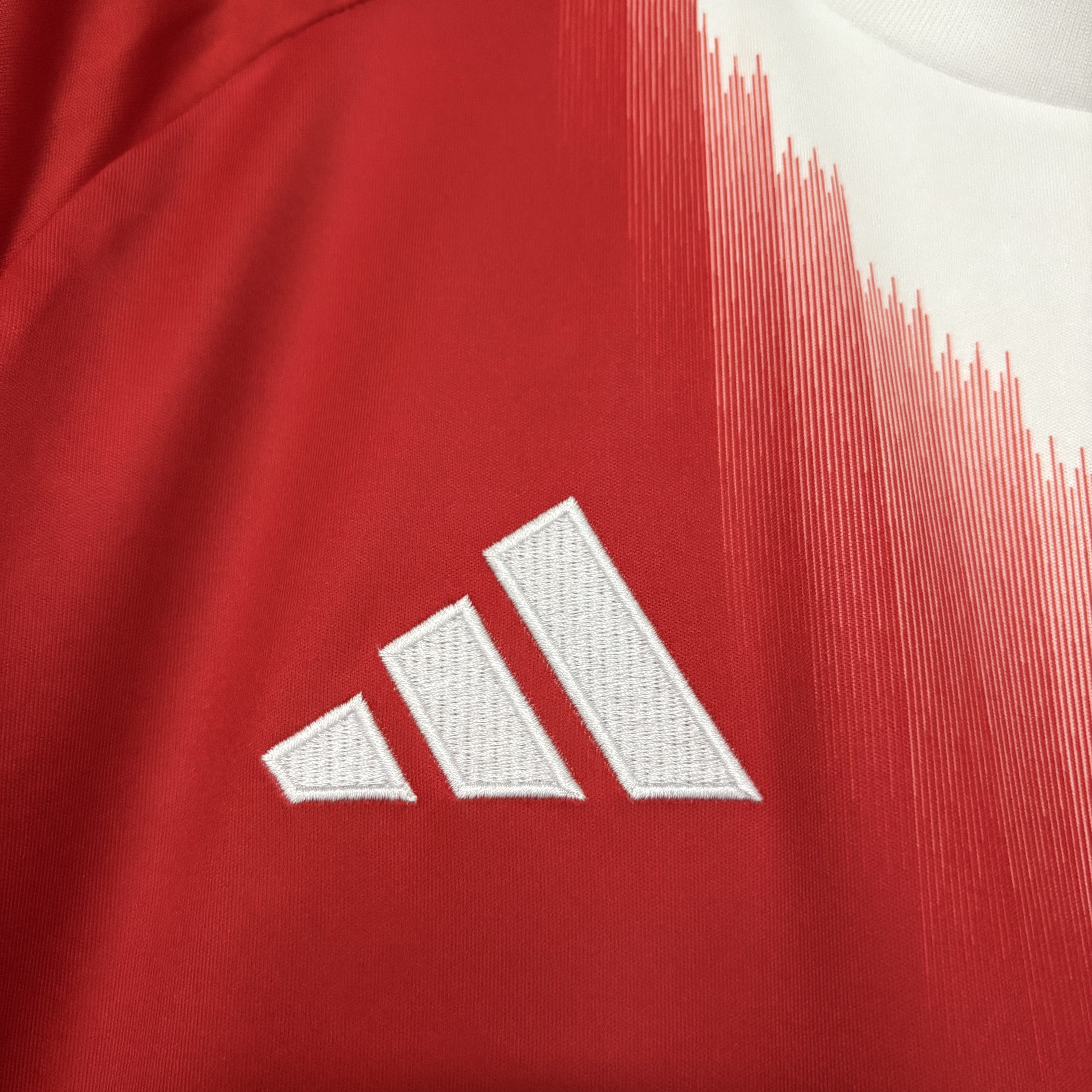 Bayern Munich 2025/26 Mens Home Jersey