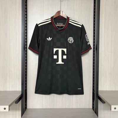 Bayern Munich 2025/26 Mens Third Jersey 01