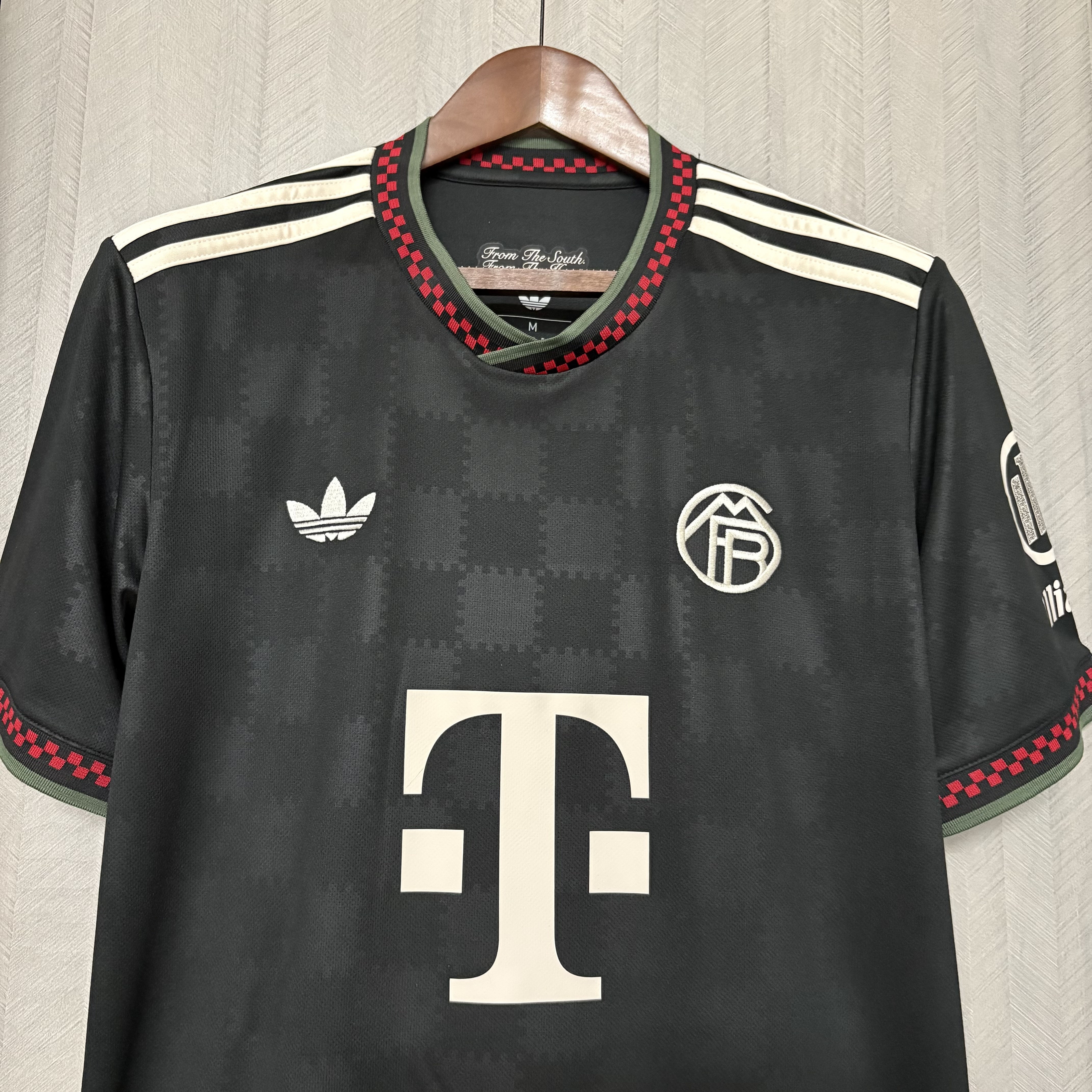 Bayern Munich 2025/26 Mens Third Jersey