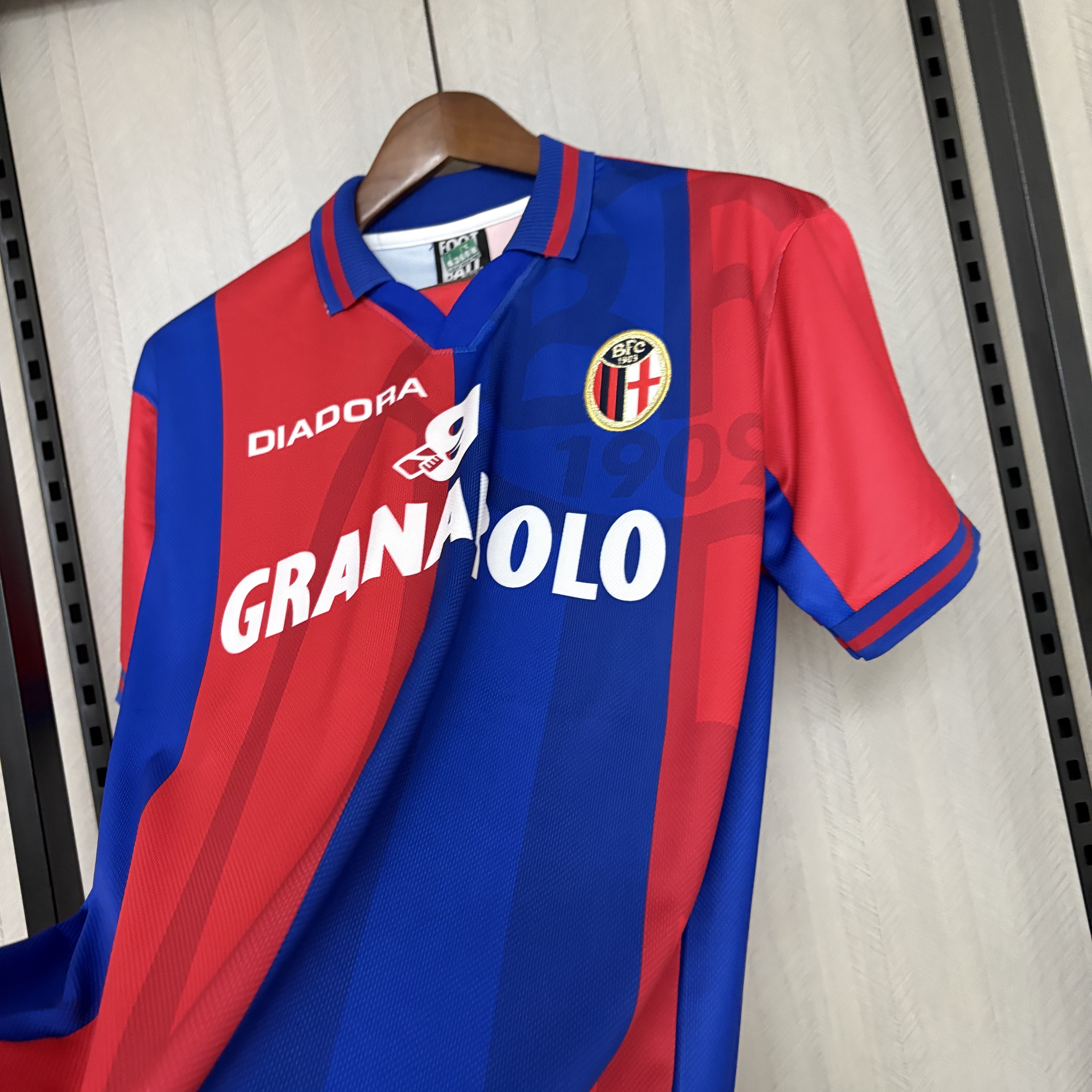 Bologna Mens Retro Home Jersey
