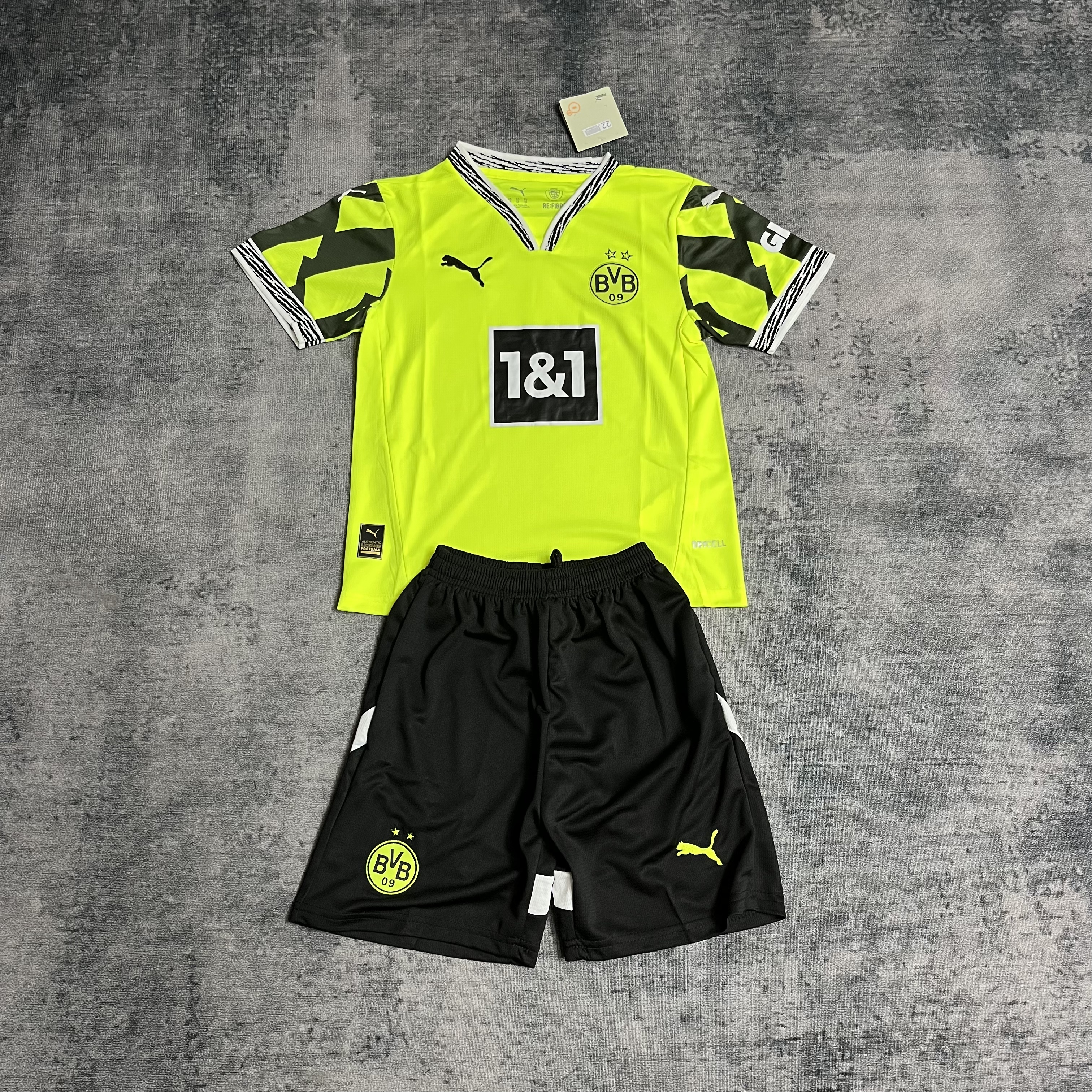Borussia Dortmund 2025/26 Kids Fluorescent Green Jersey