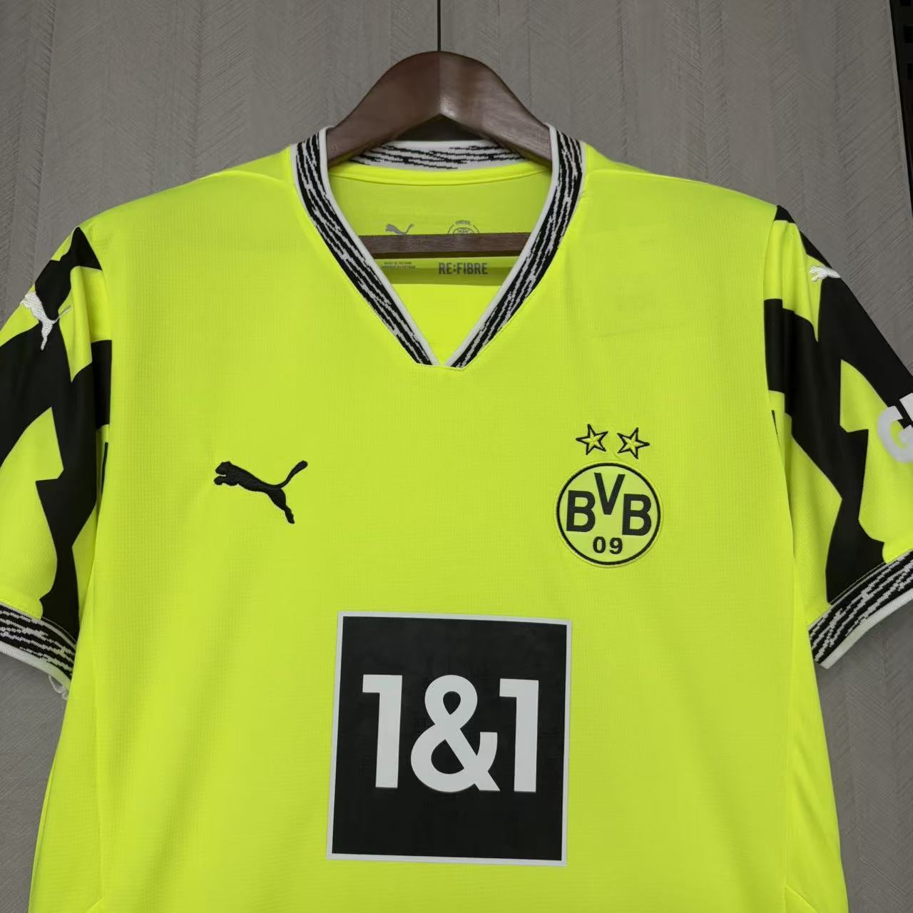 Borussia Dortmund 2025/26 Mens Fluorescent Green Jersey