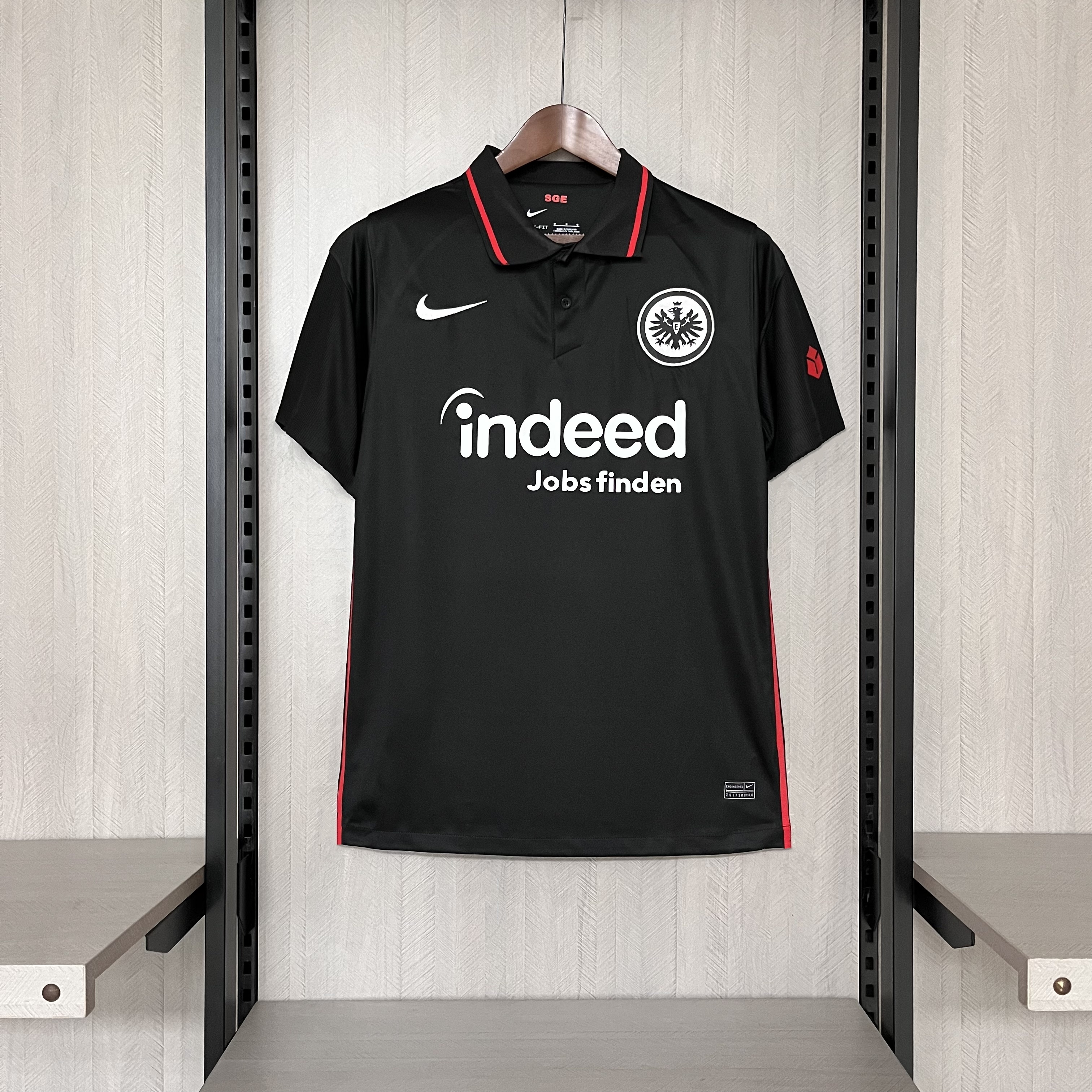 Eintracht Frankfurt 2022/23 Mens Away Jersey
