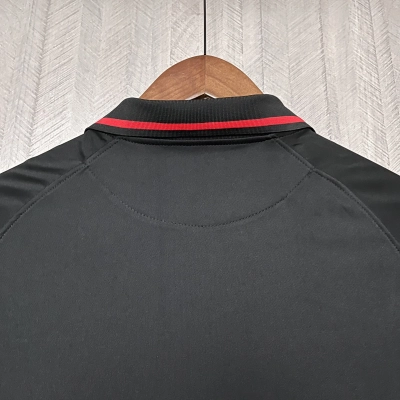 Eintracht Frankfurt 2022/23 Mens Away Jersey 02