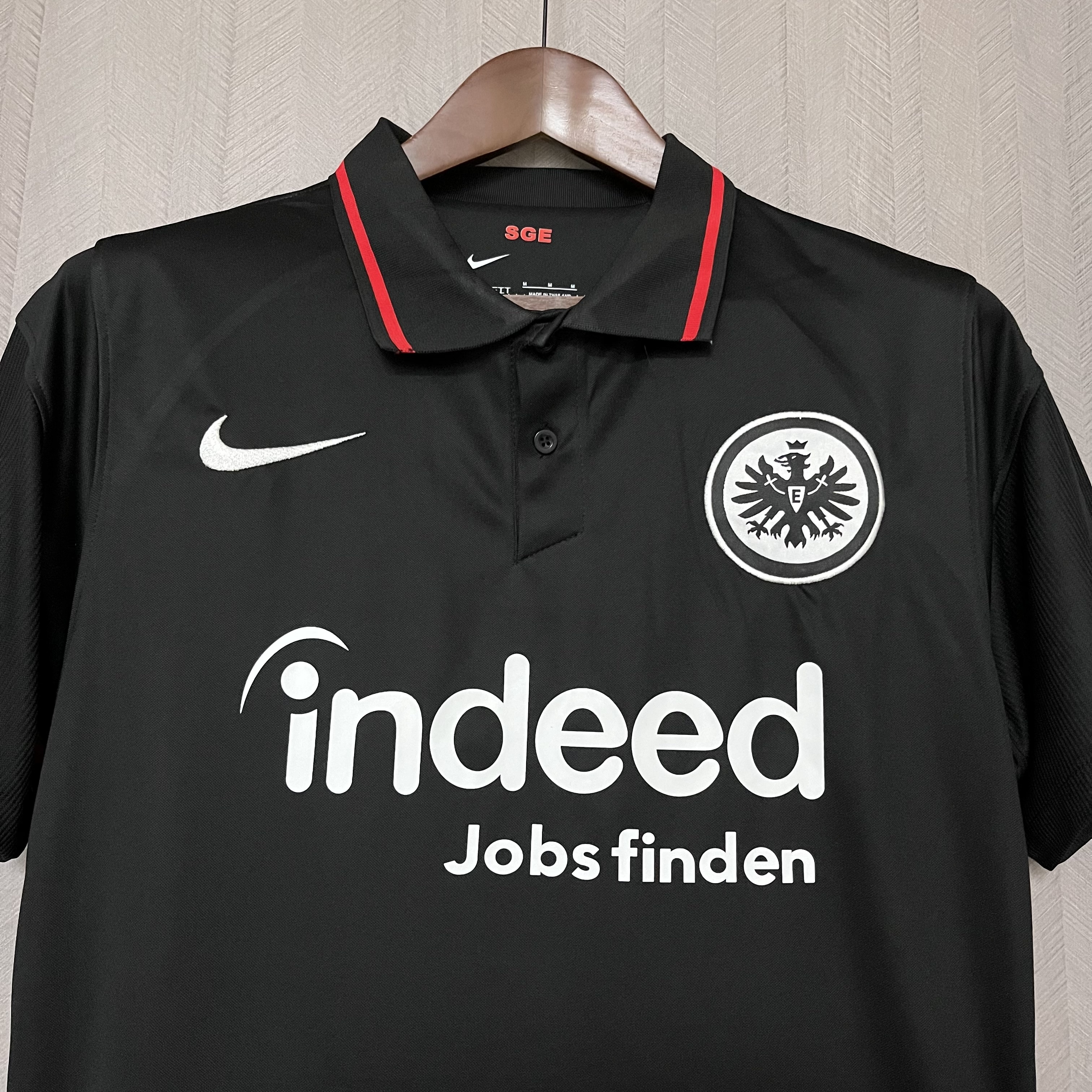 Eintracht Frankfurt 2022/23 Mens Away Jersey
