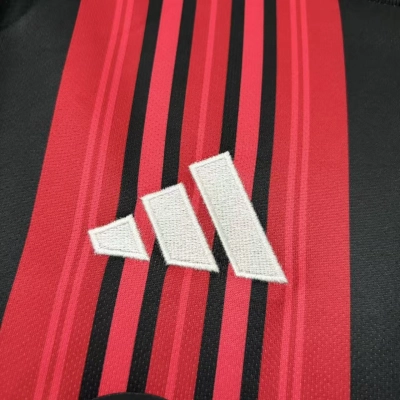 Eintracht Frankfurt 2026/27 Mens Home Jersey 02