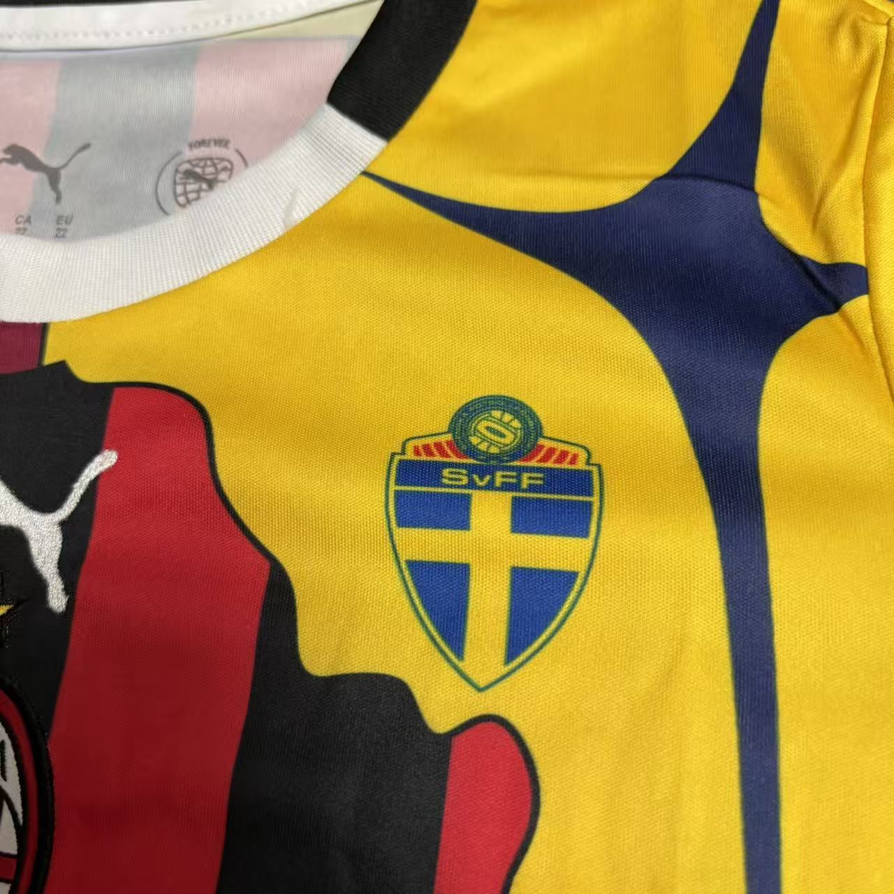 Ibrahimović Kids Special Edition Jersey