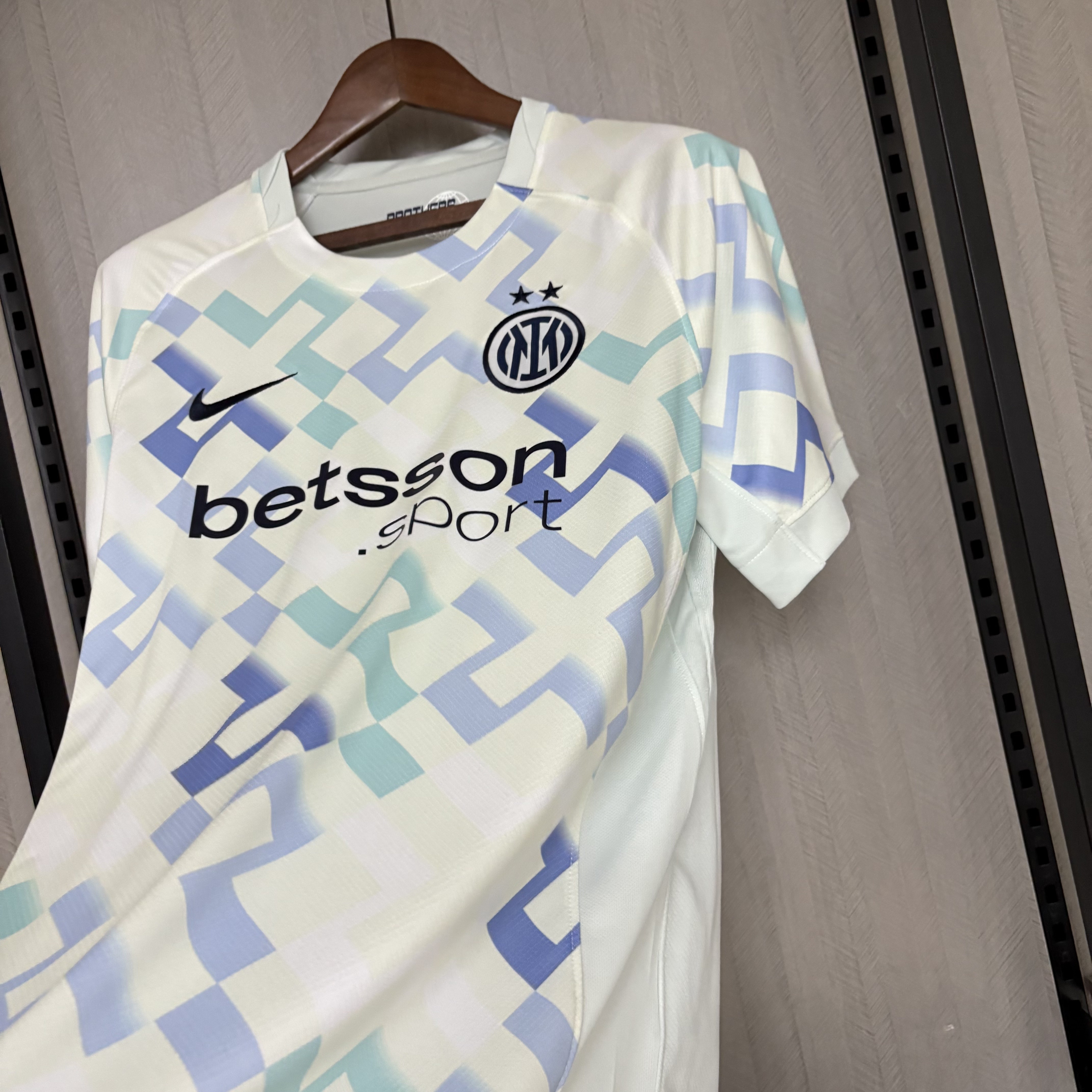 Inter Milan Mens Away Jersey