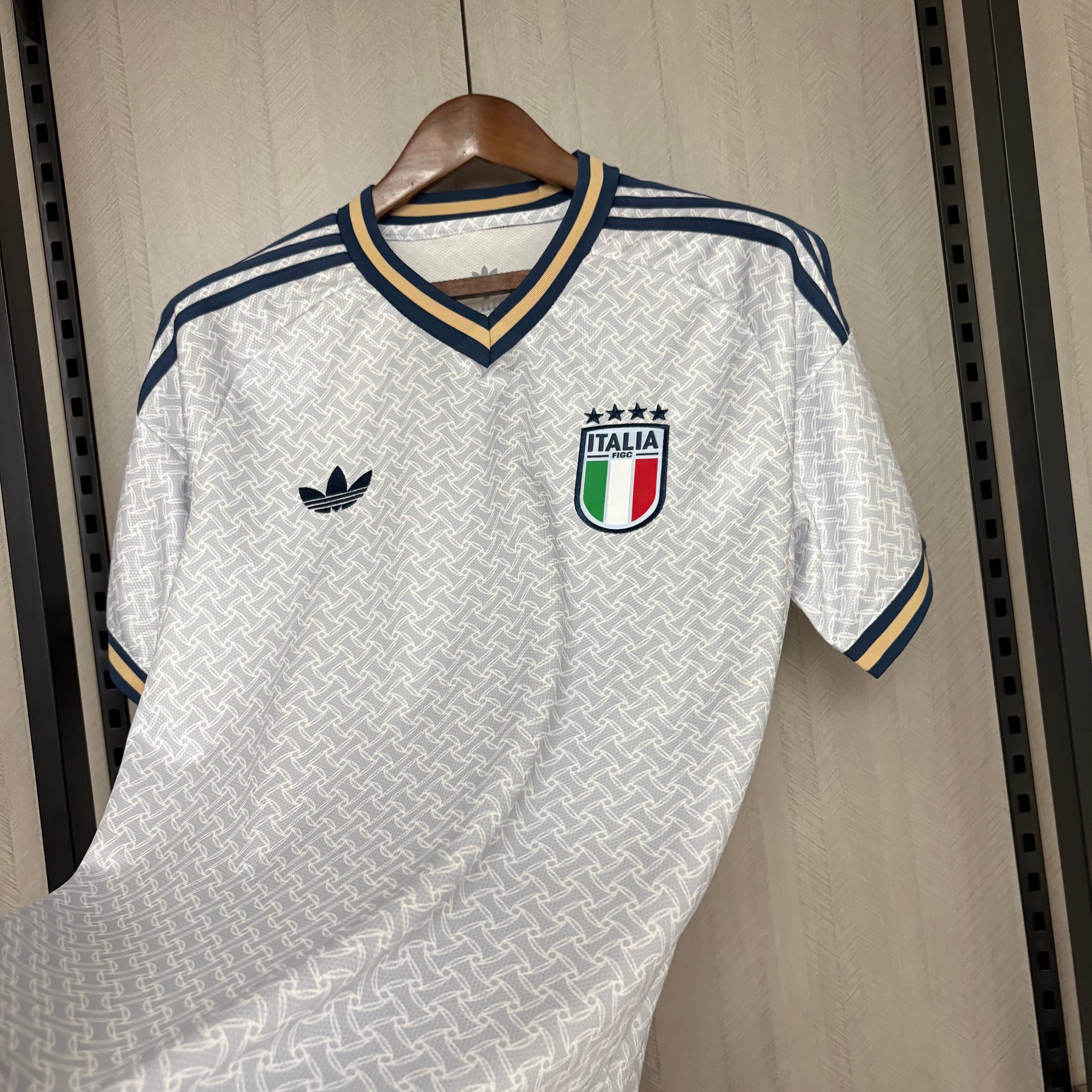Italy Mens Away Jersey