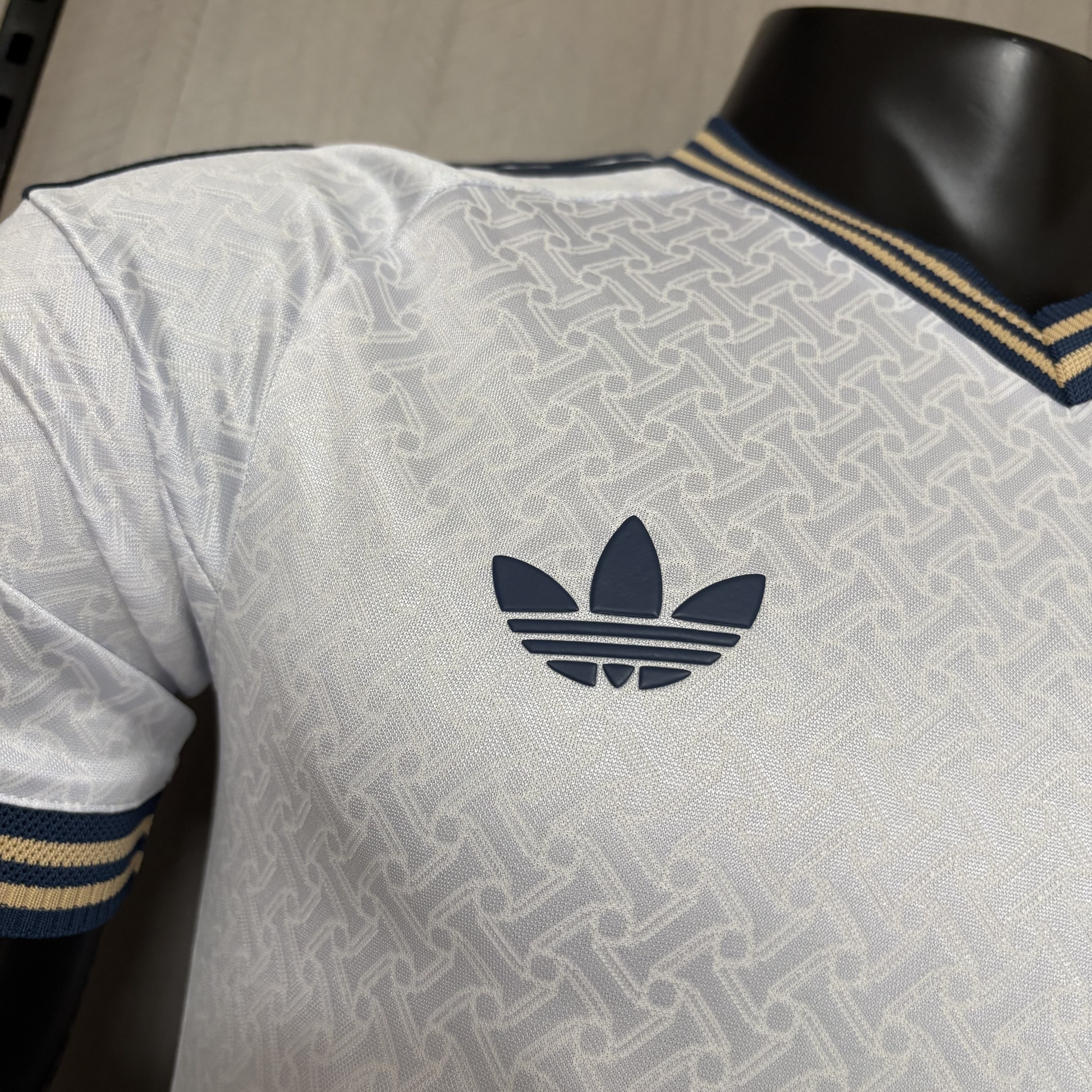 Italy Mens Player Version Away Jersey