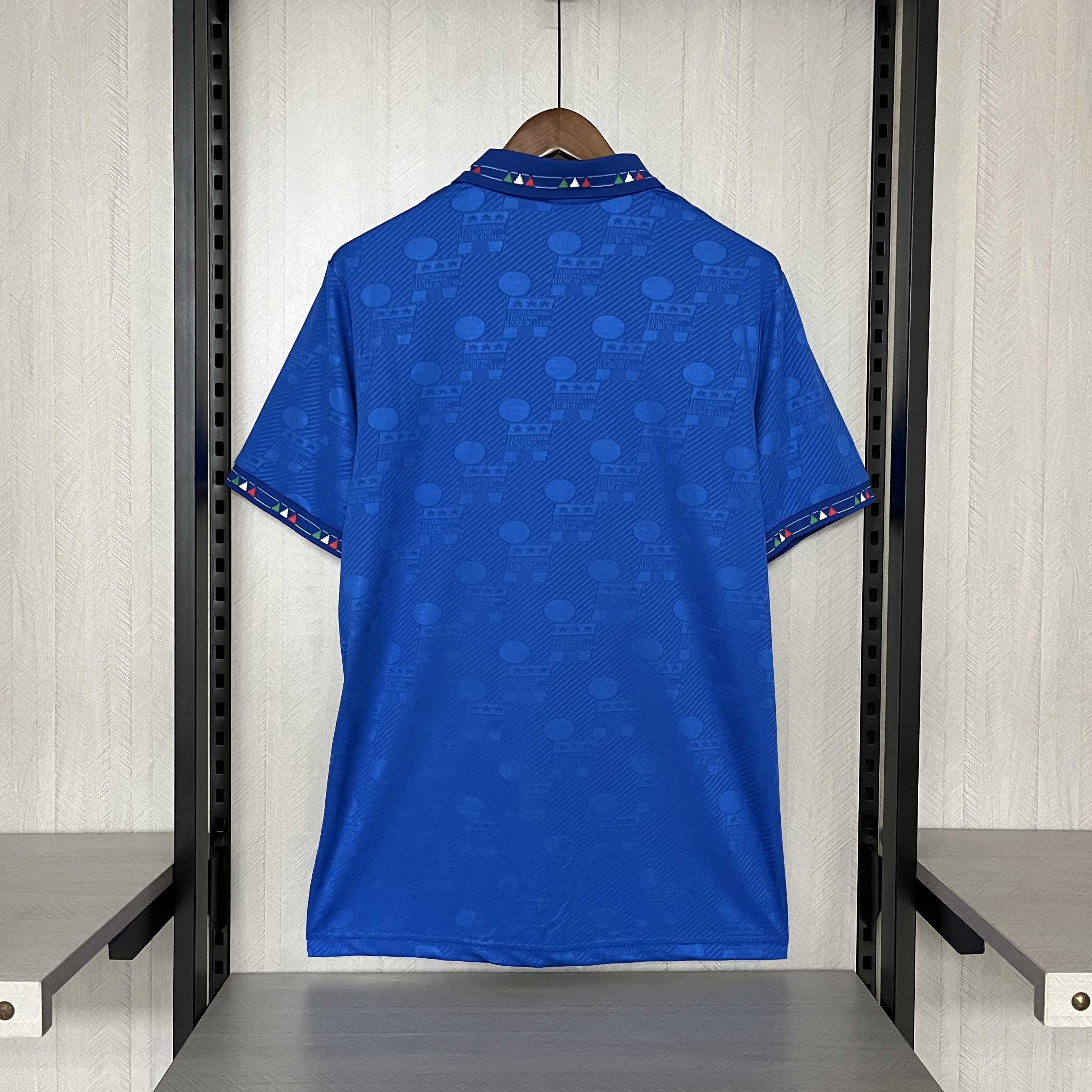 Italy Mens Retro Home Jersey
