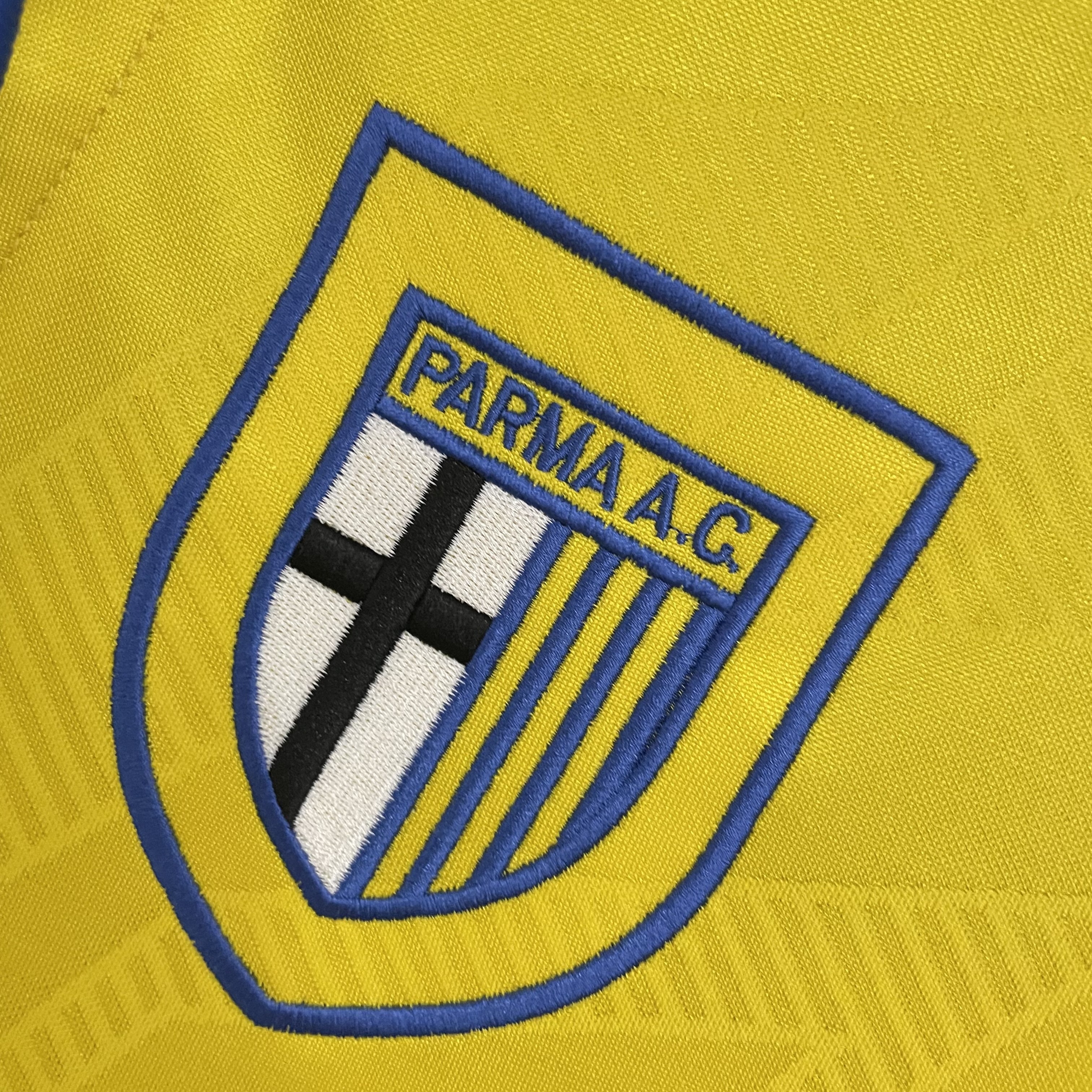 Parma Mens Retro Home Jersey