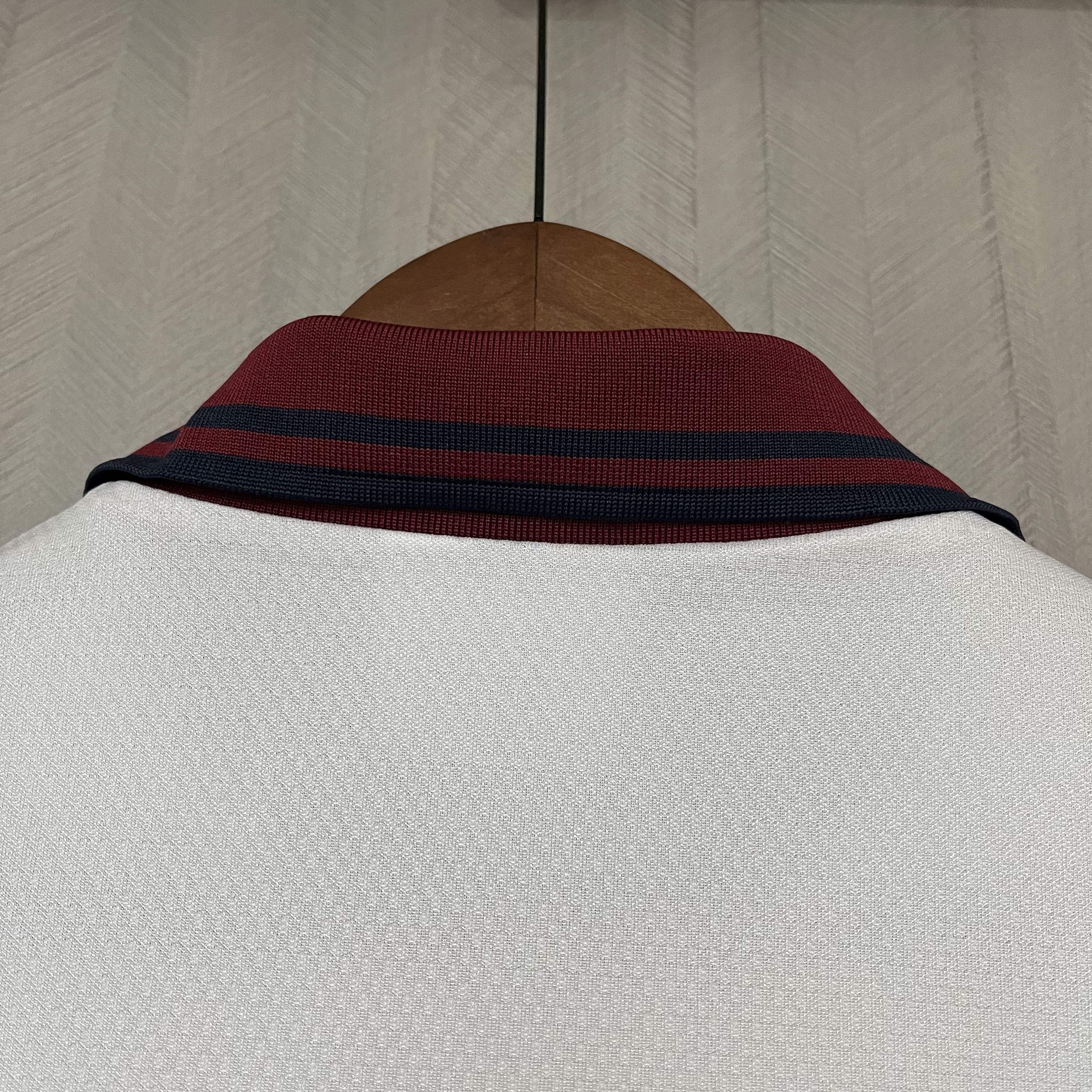 Aston Villa Mens Retro Third Jersey