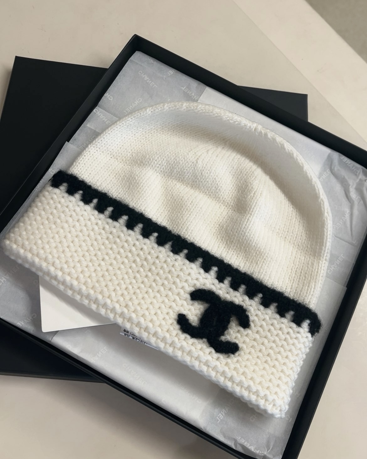 Chanel Cashmere CC Knitted Beanie White Black