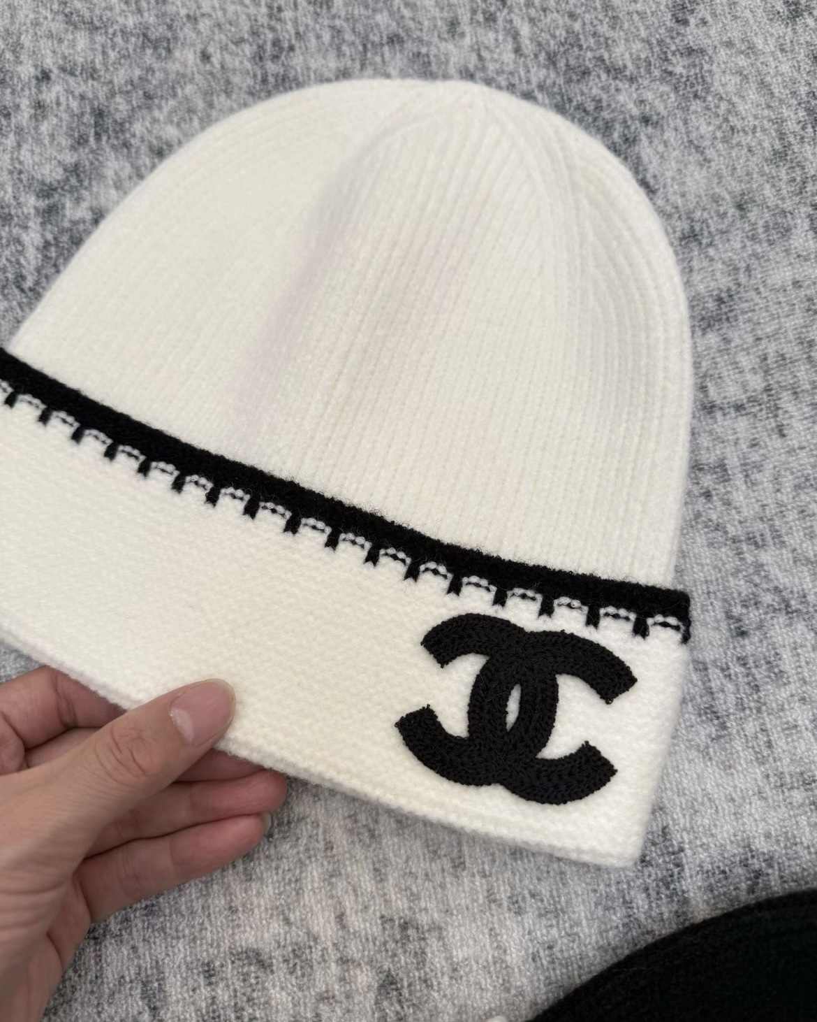 Chanel Cashmere CC Knitted Beanie White Black