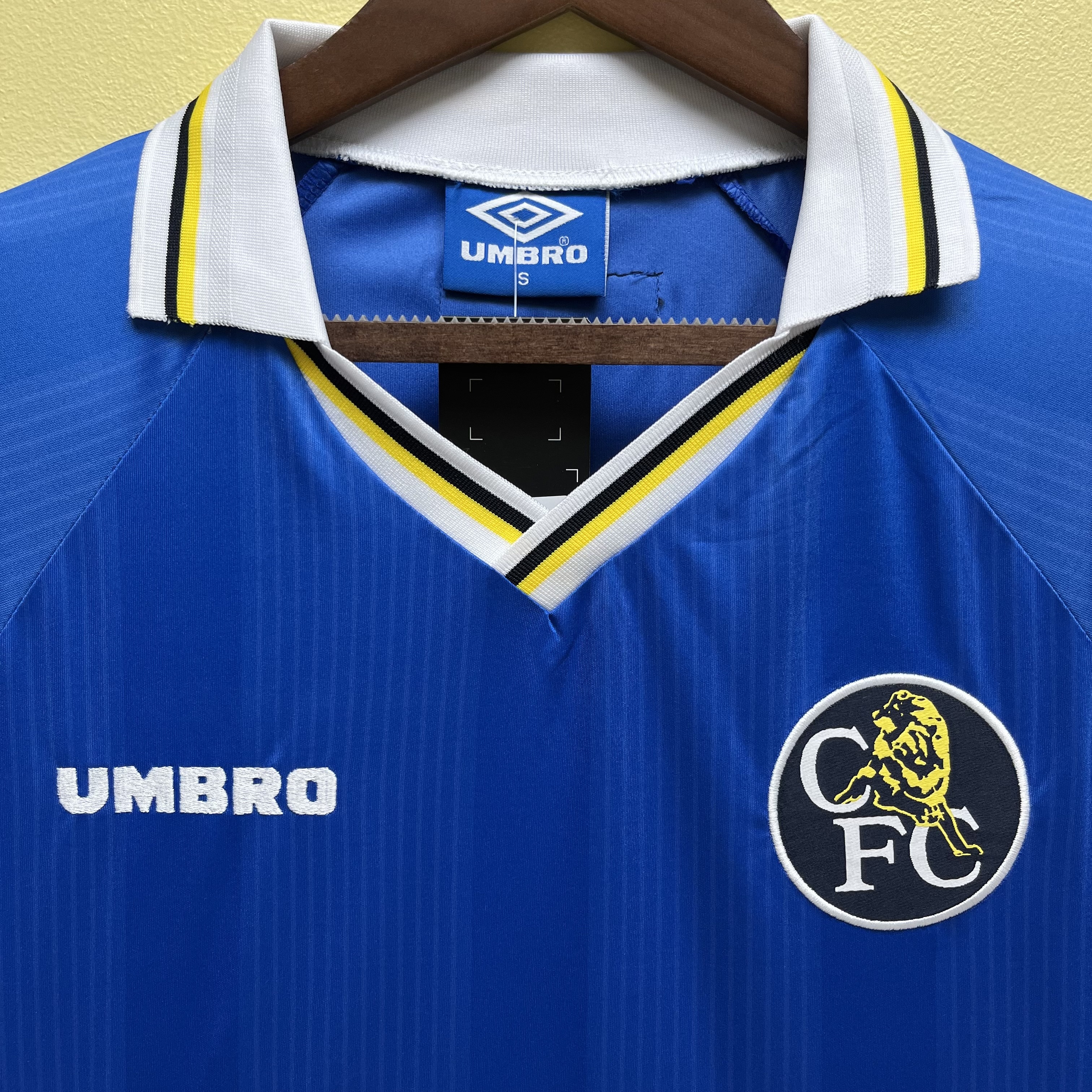 Chelsea 1997/99 Mens Retro Home Jersey