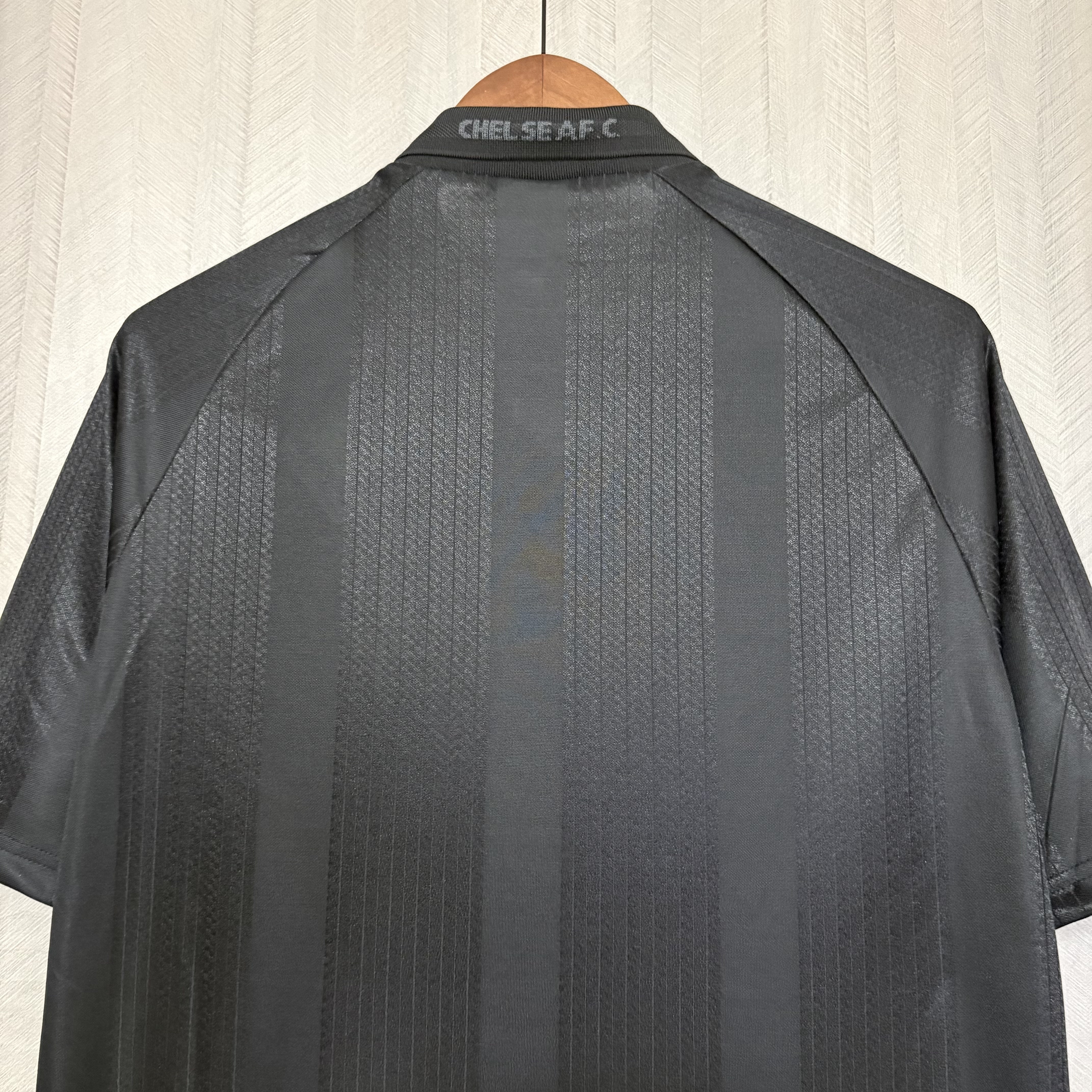 Chelsea 1998/99 Mens Retro Black Jersey