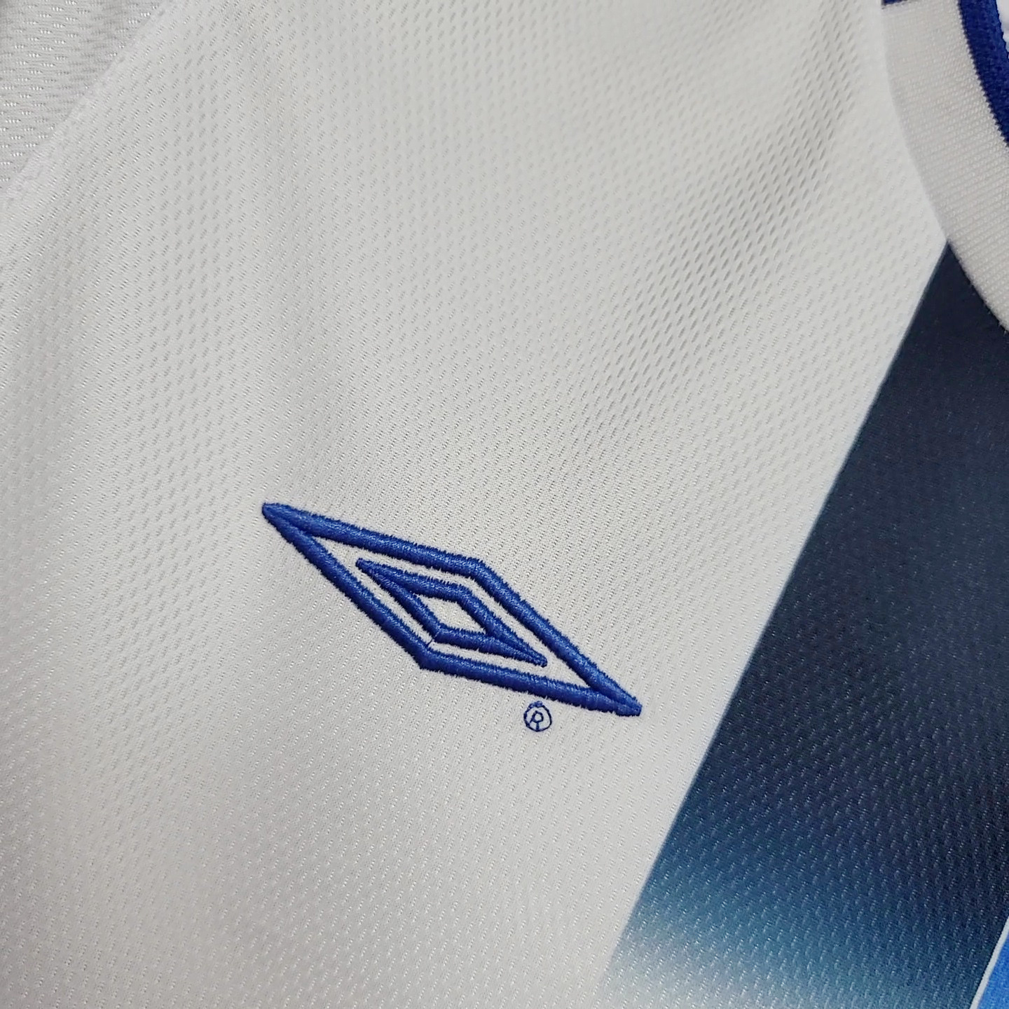 Chelsea 2003/05 Mens Retro Away Jersey