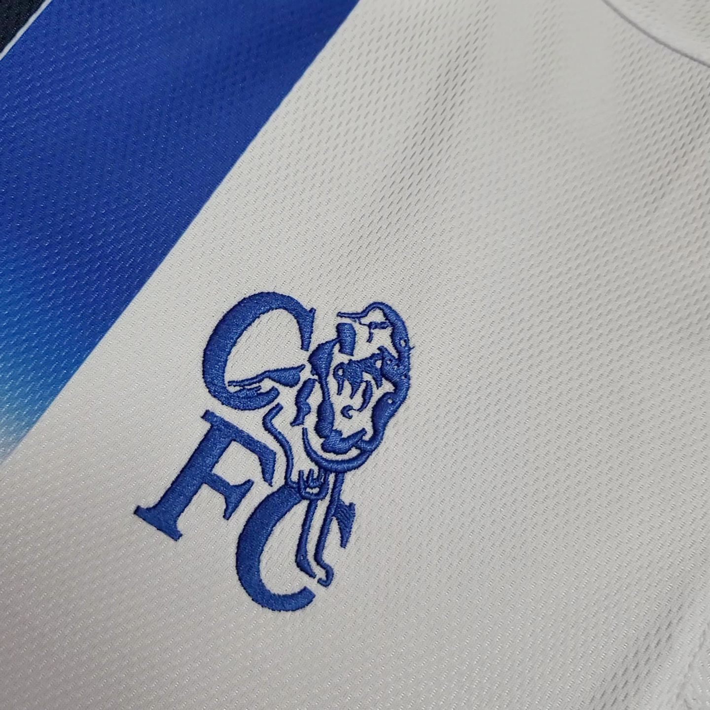 Chelsea 2003/05 Mens Retro Away Jersey