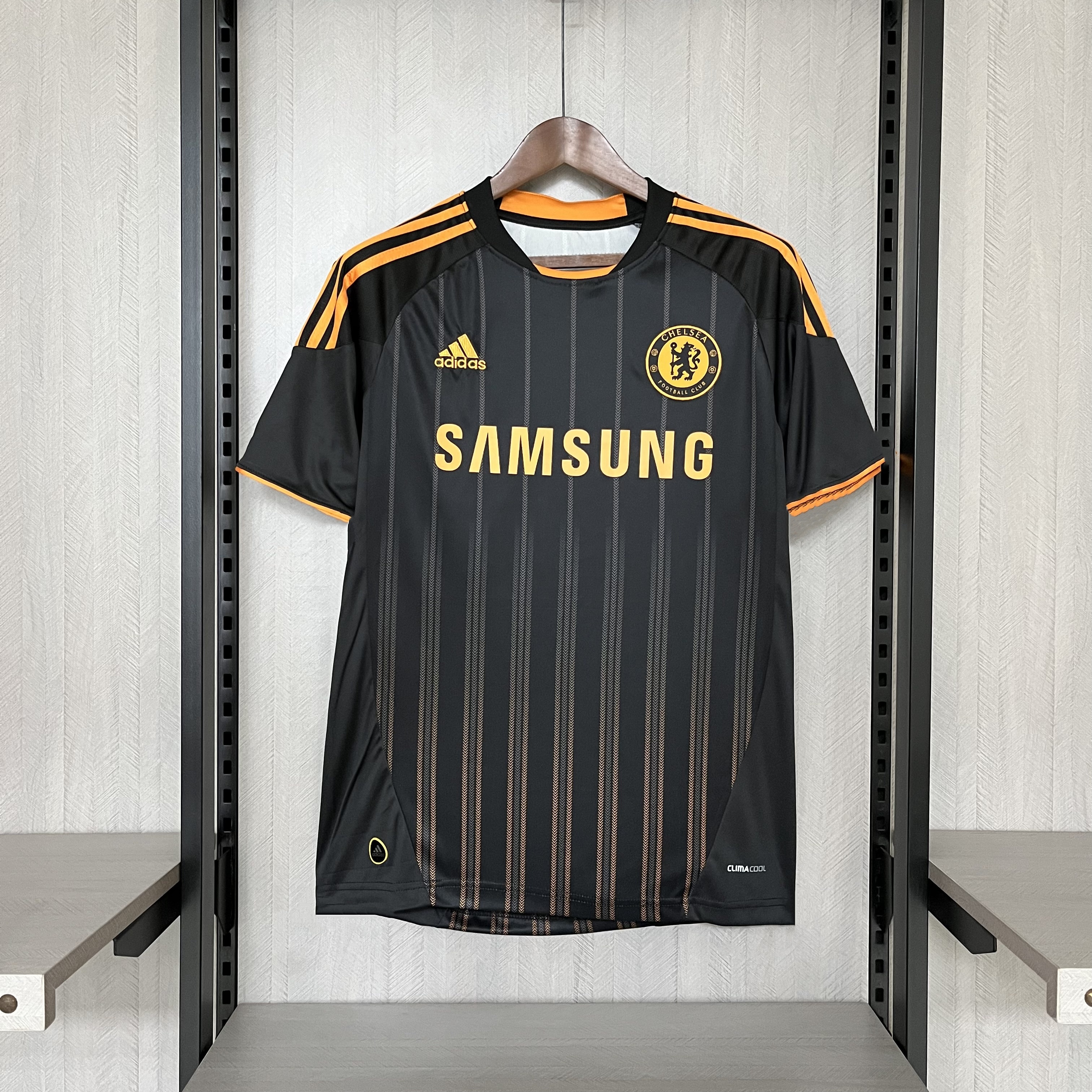 Chelsea 2010/11 Mens Retro Away Jersey