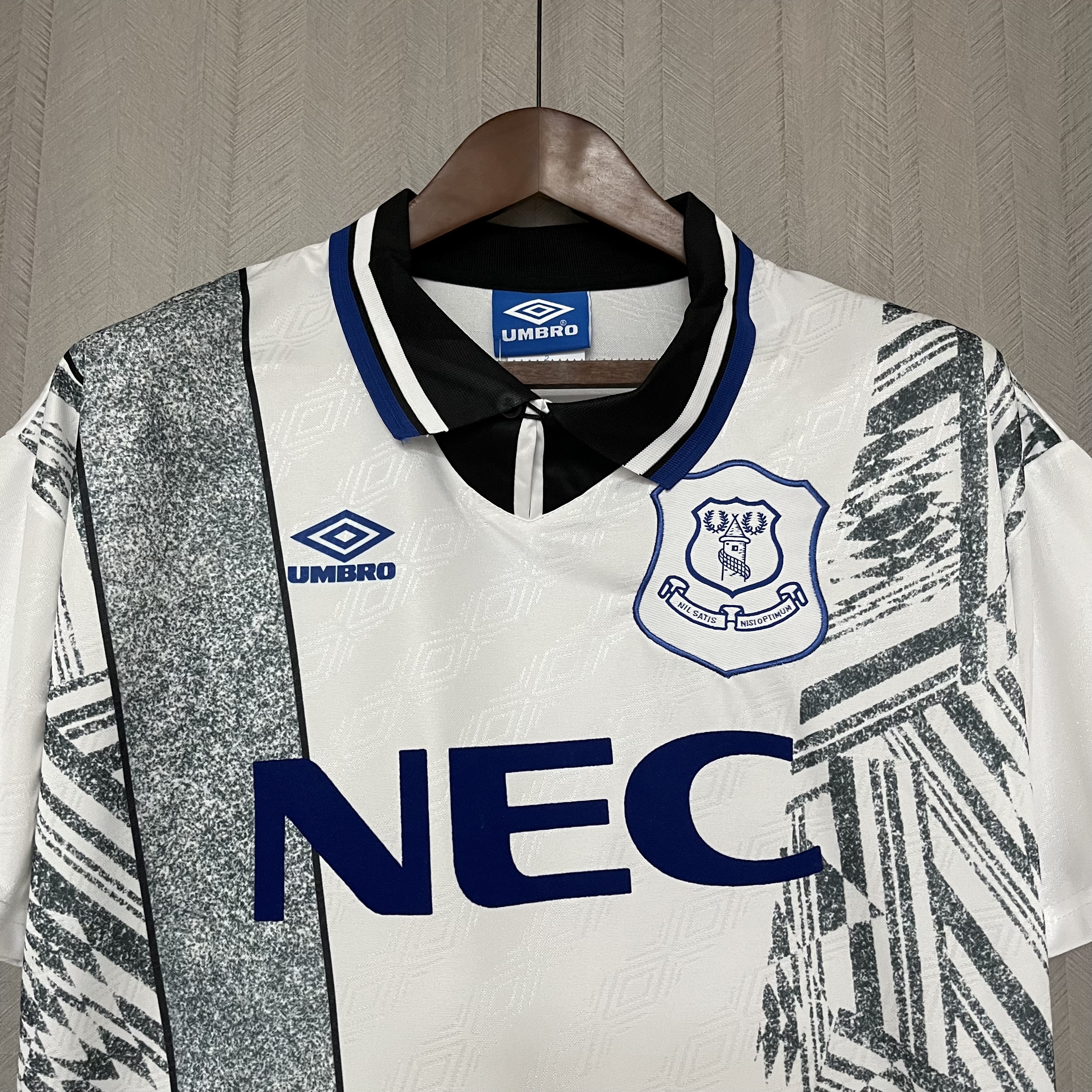 Everton 1994/95 Mens Retro Away Jersey