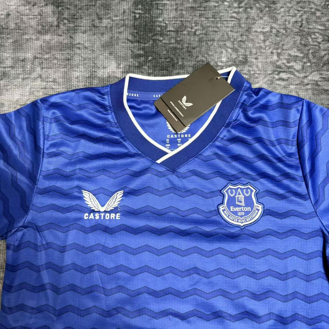 Everton 2025/26 Kids Home Kit