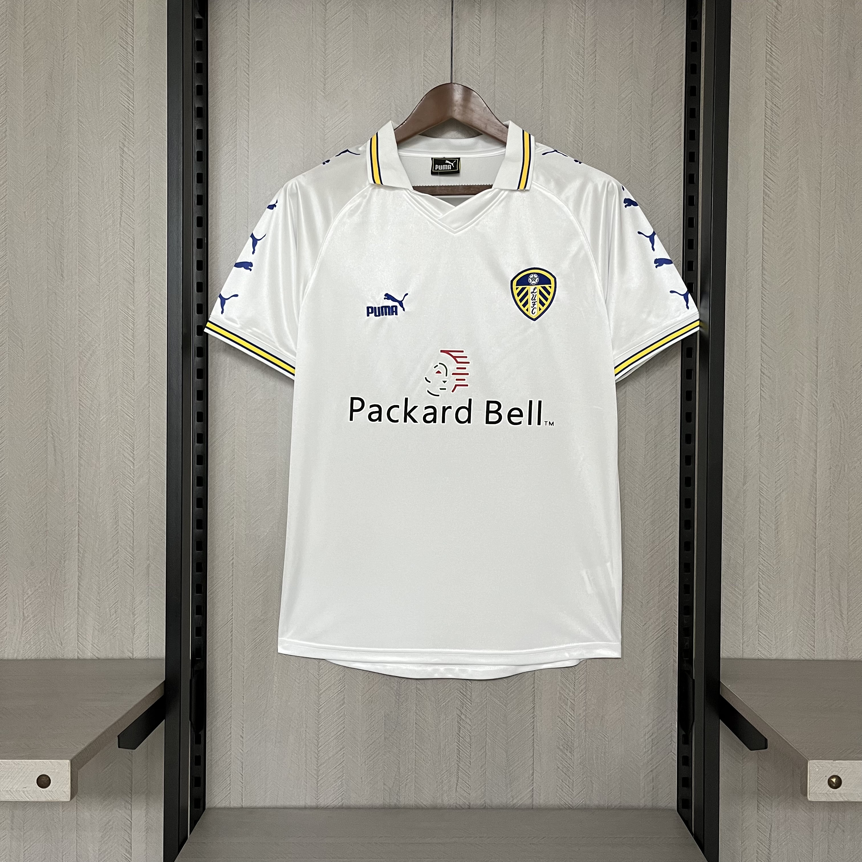 Leeds United 1999 Mens Retro Home Jersey