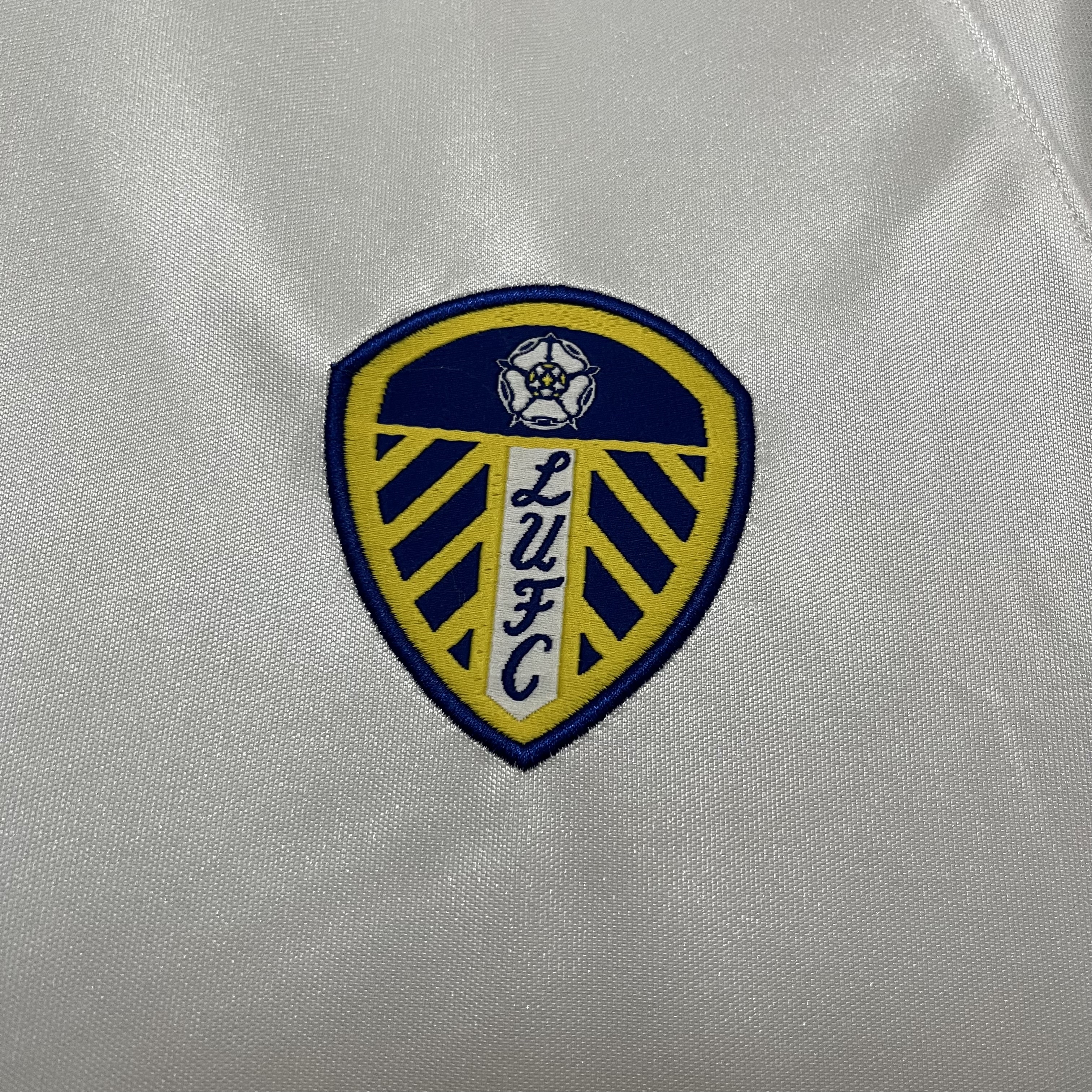Leeds United 1999 Mens Retro Home Jersey