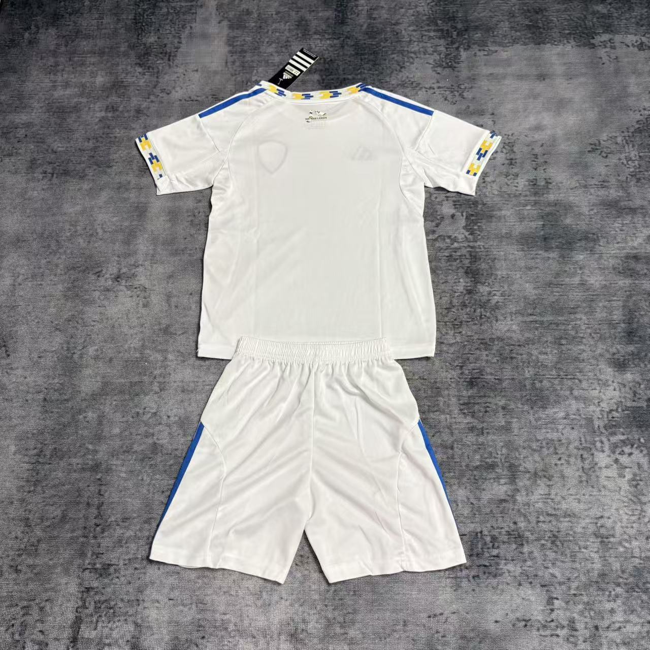 Leeds United 2025/26 Kids Home Jersey