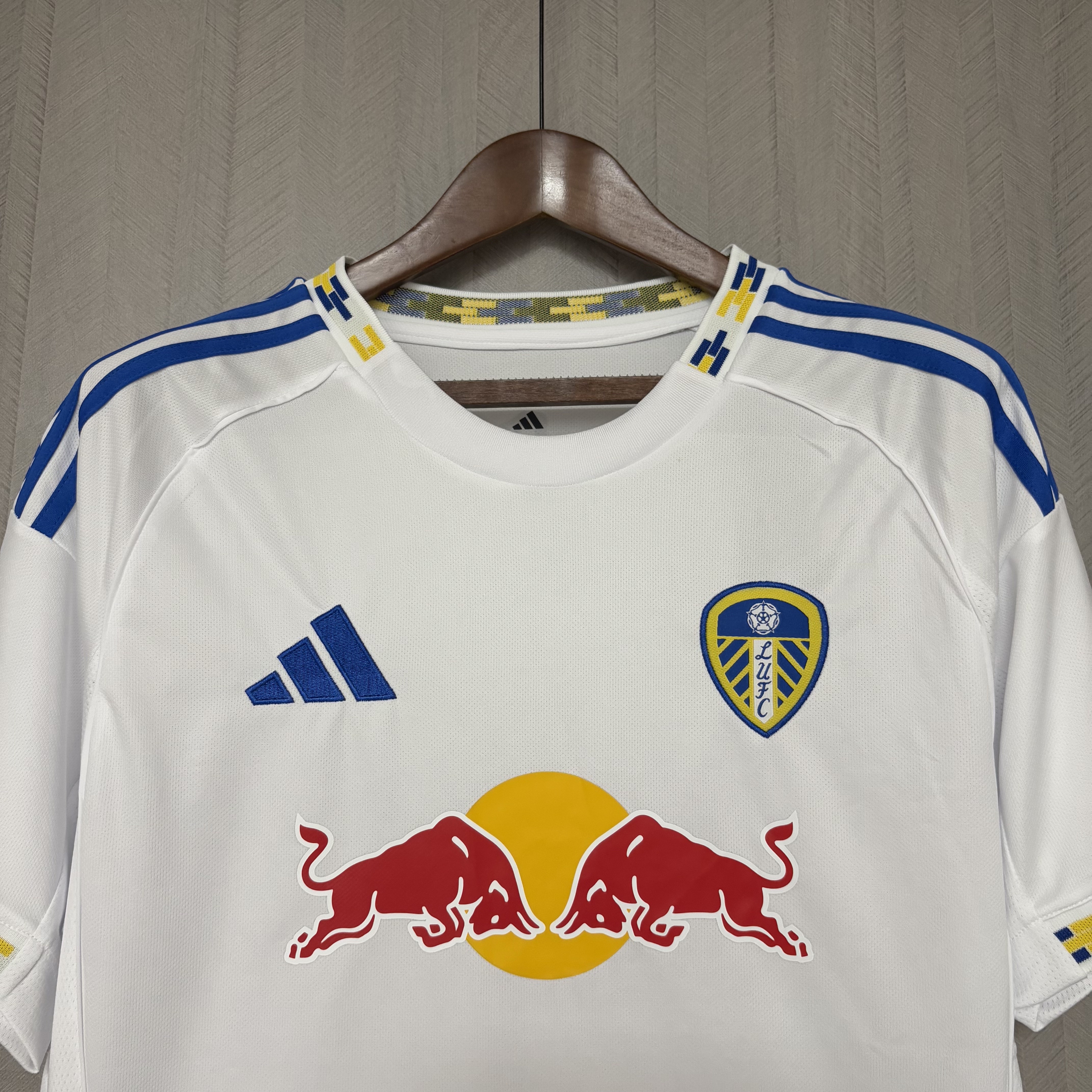 Leeds United 2025/26 Mens Home Jersey