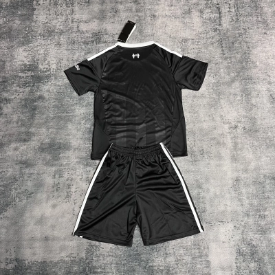 Liverpool 2025/26 Kids Black Goalkeeper Jersey 02