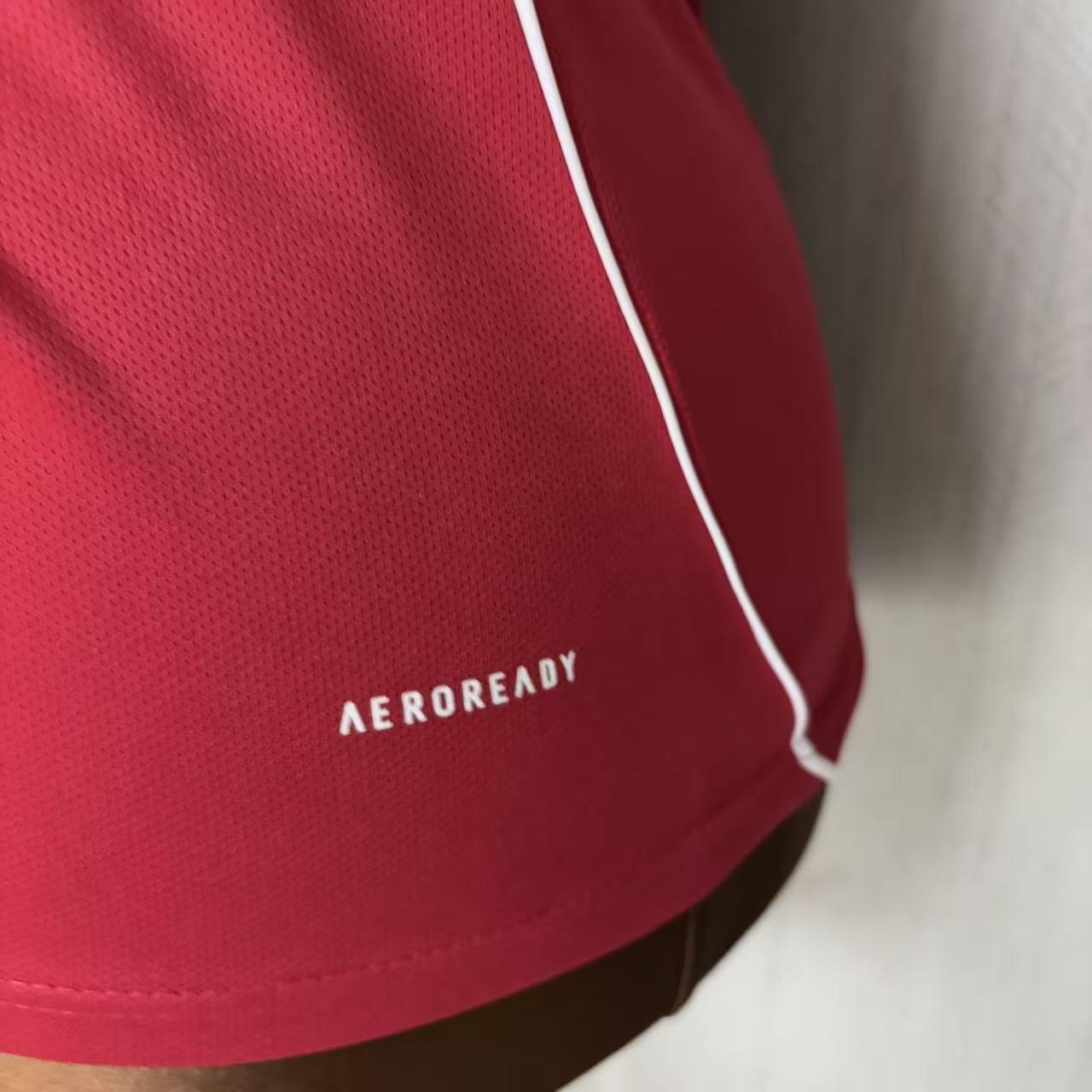 Liverpool 2025/26 Womens Home Jersey