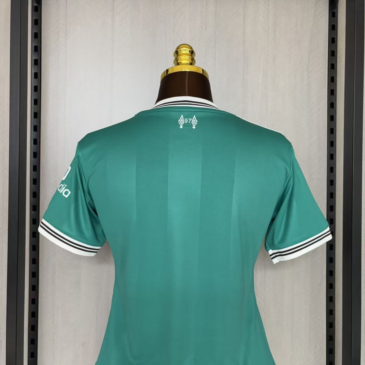 Liverpool 2025/26 Womens Third Jersey