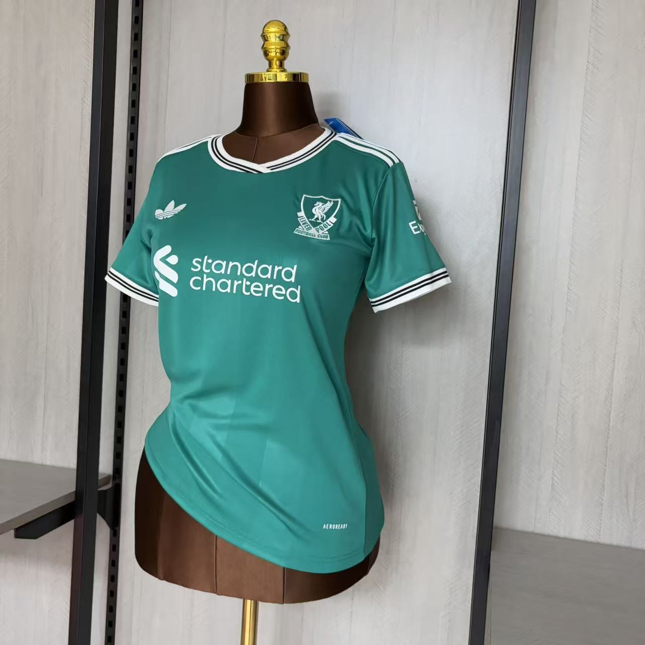 Liverpool 2025/26 Womens Third Jersey