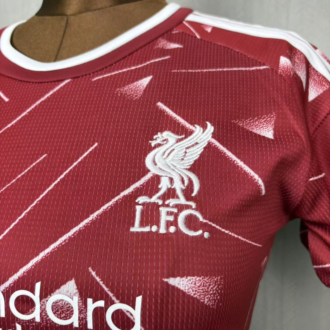 Liverpool 2026/27 Womens Home Jersey