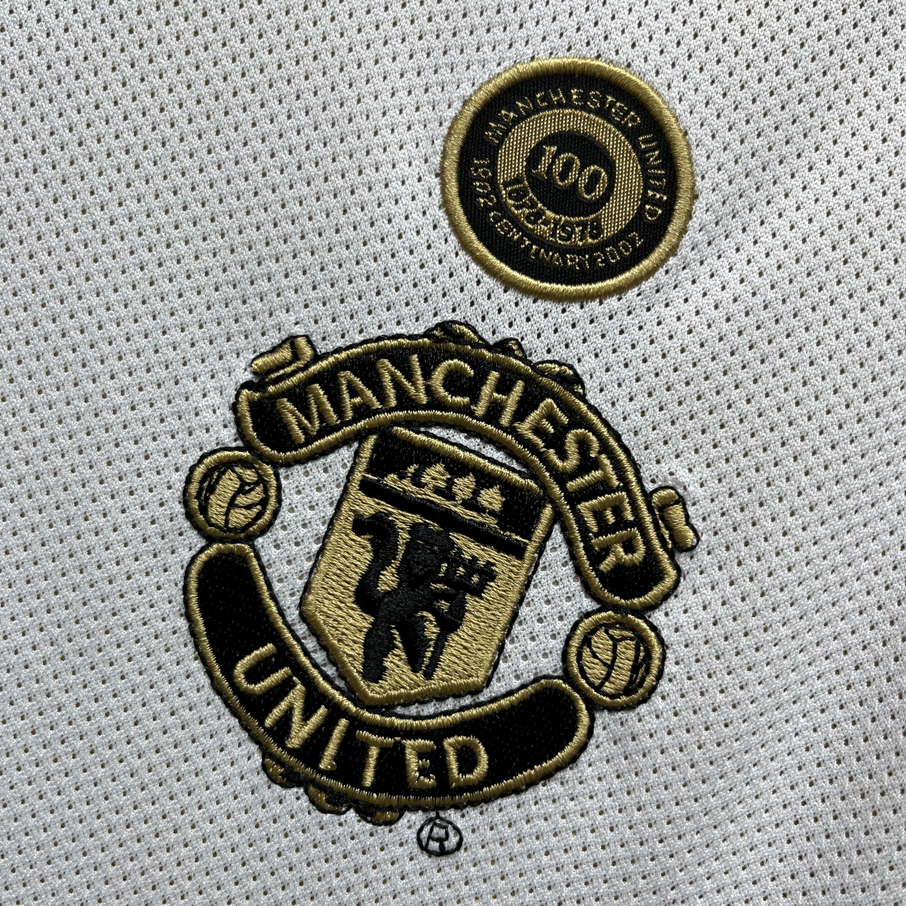 Manchester United 2001/02 Mens Retro Black/Grey/Gold Centennial Edition Jersey