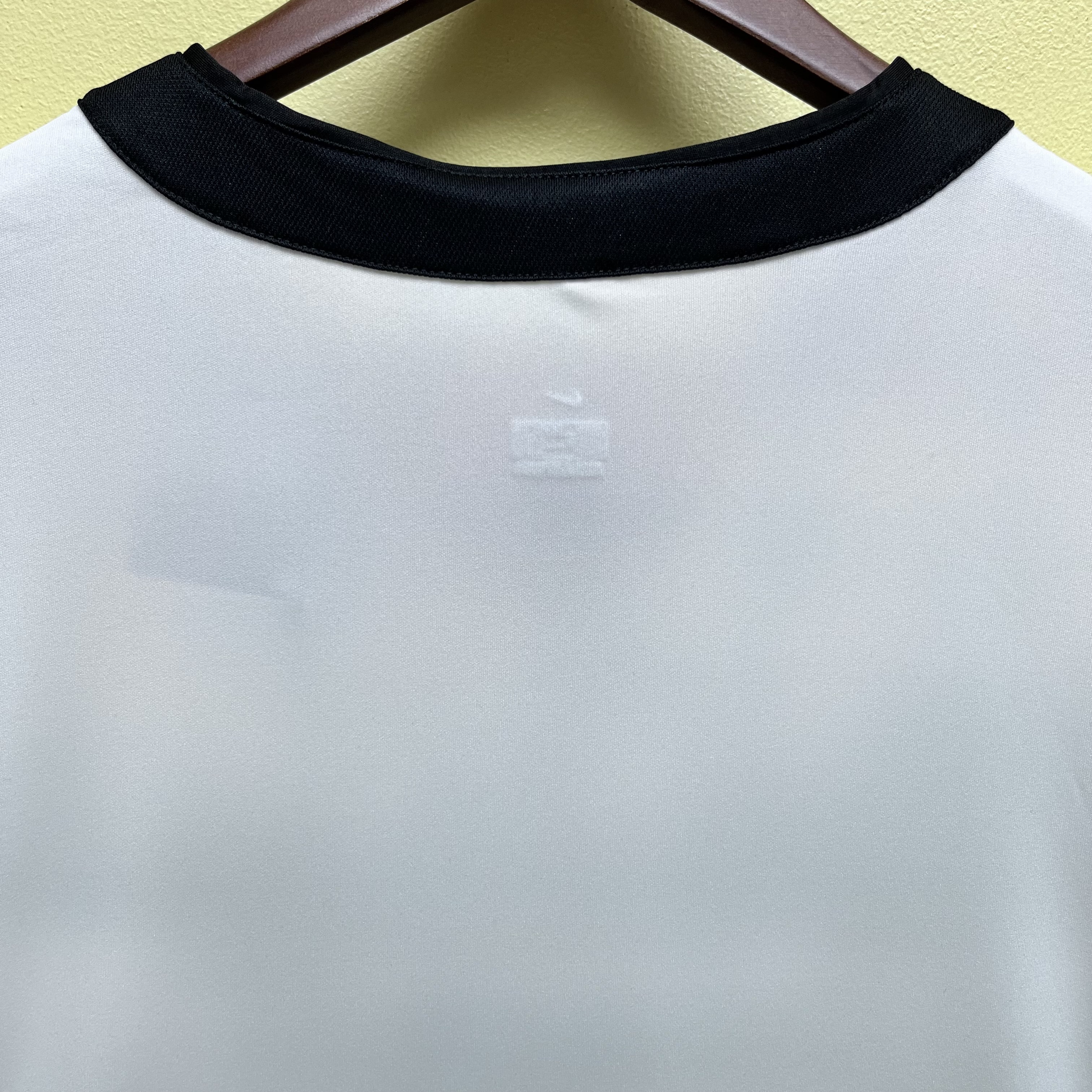 Manchester United 2002/03 Mens Retro Away Jersey